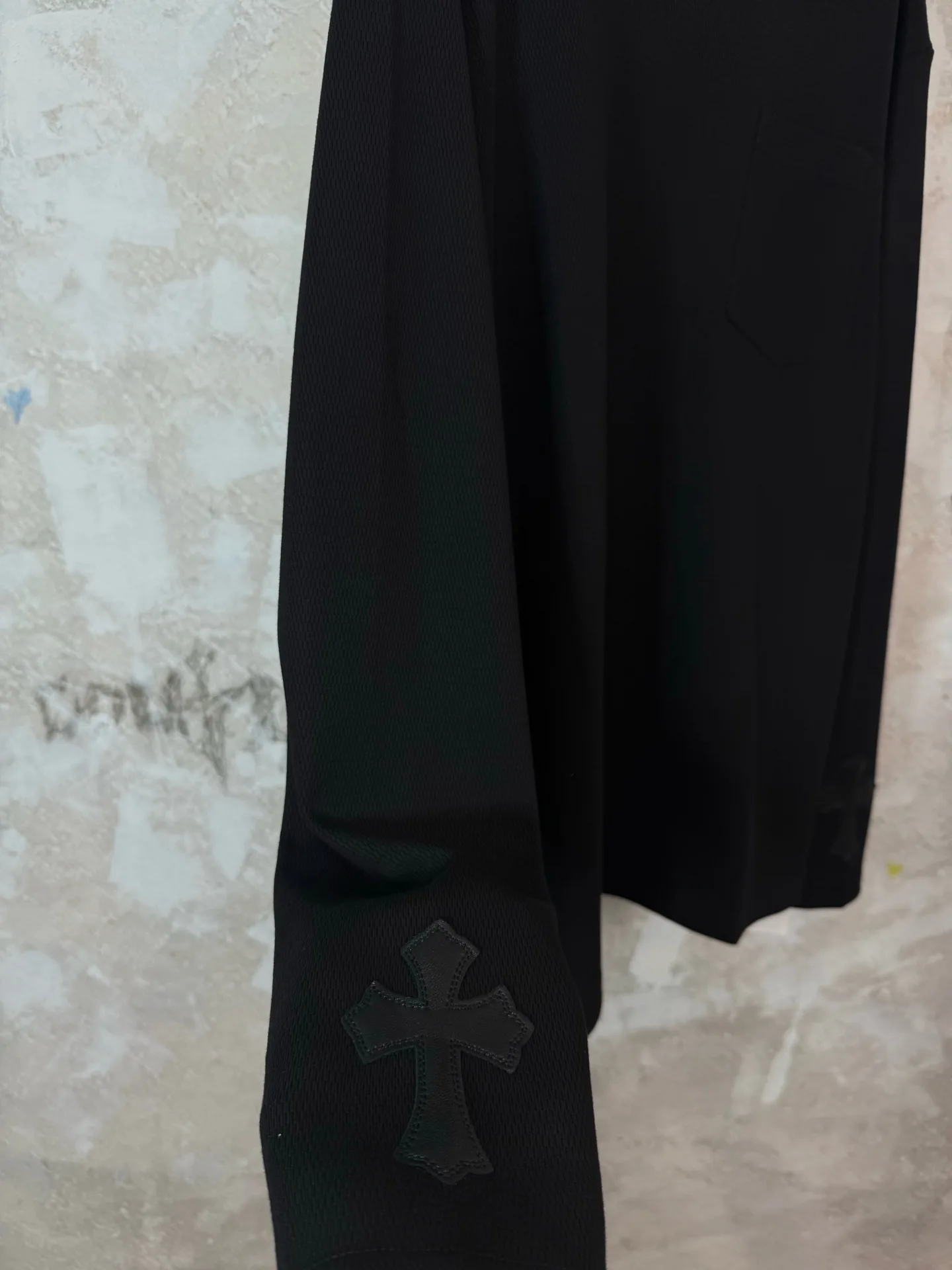 Leather-Patch Waffle Knit Long-Sleeve T-Shirt D24519211 — view 5