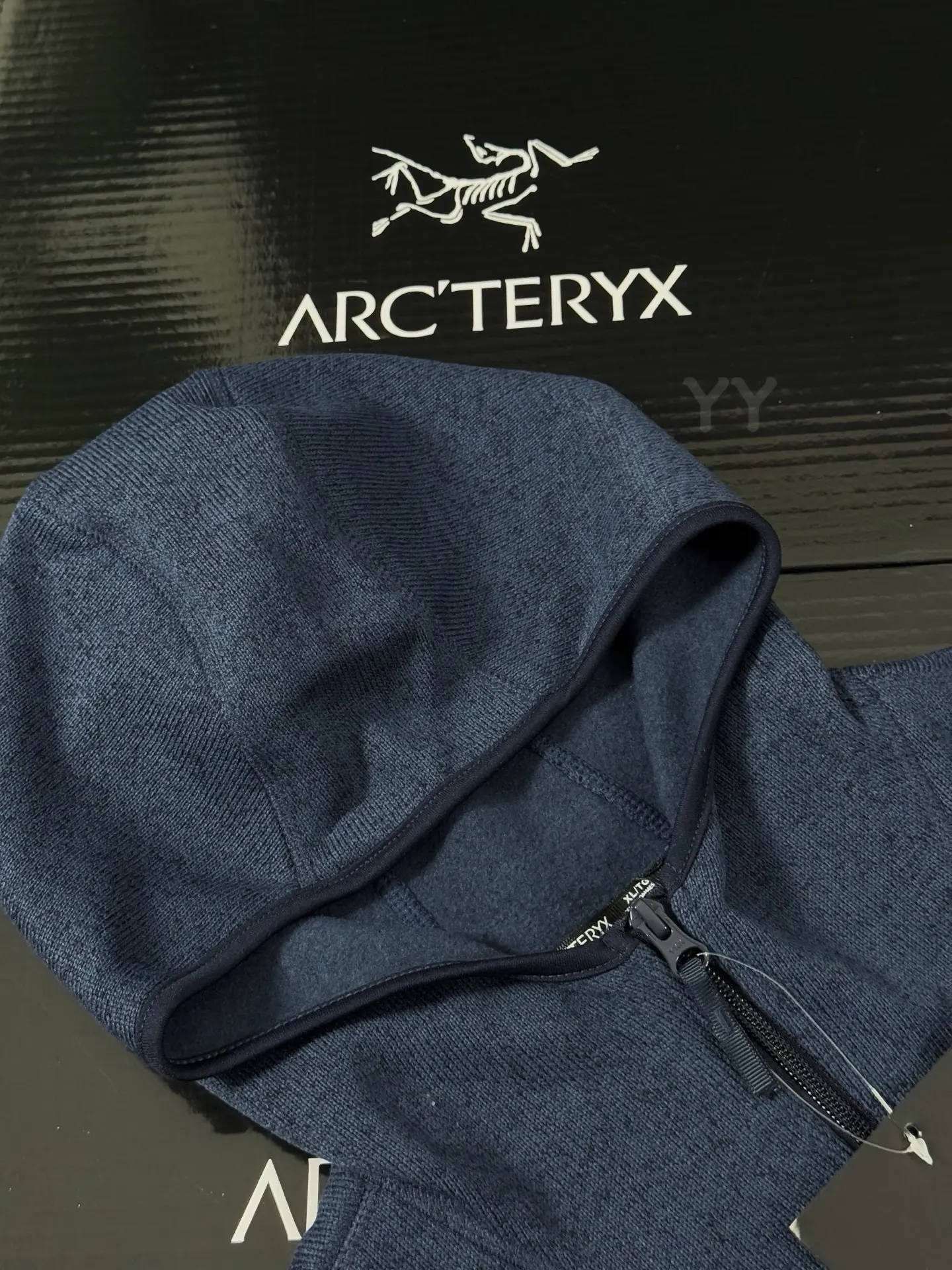 Covert Wool-Blend Fleece Hooded Jacket D26020653 — view 2