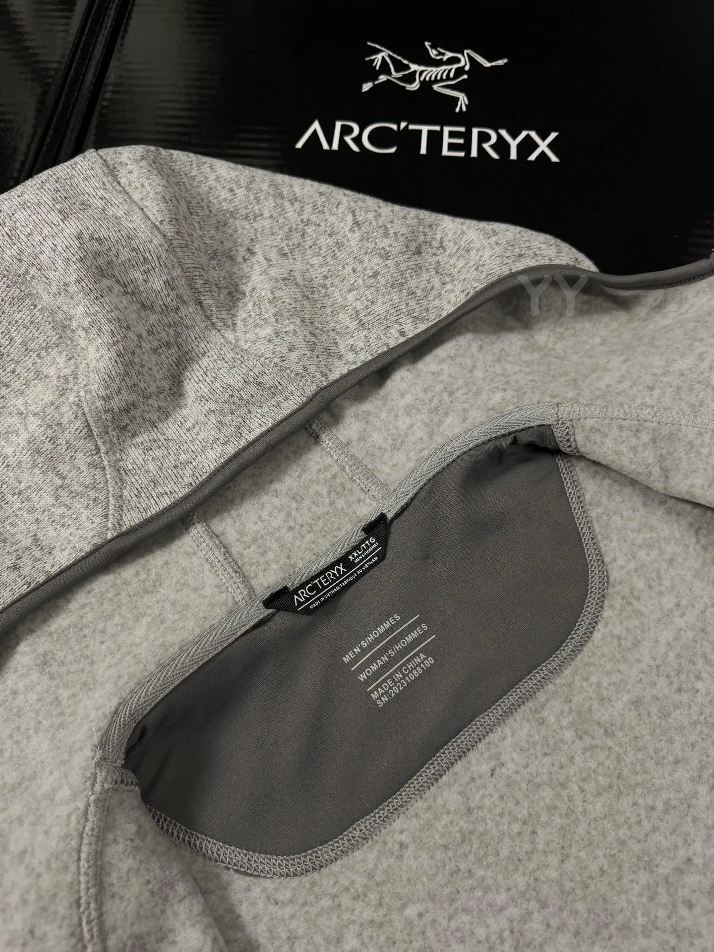 Covert Wool-Blend Hooded Fleece Jacket D26020734 — view 7