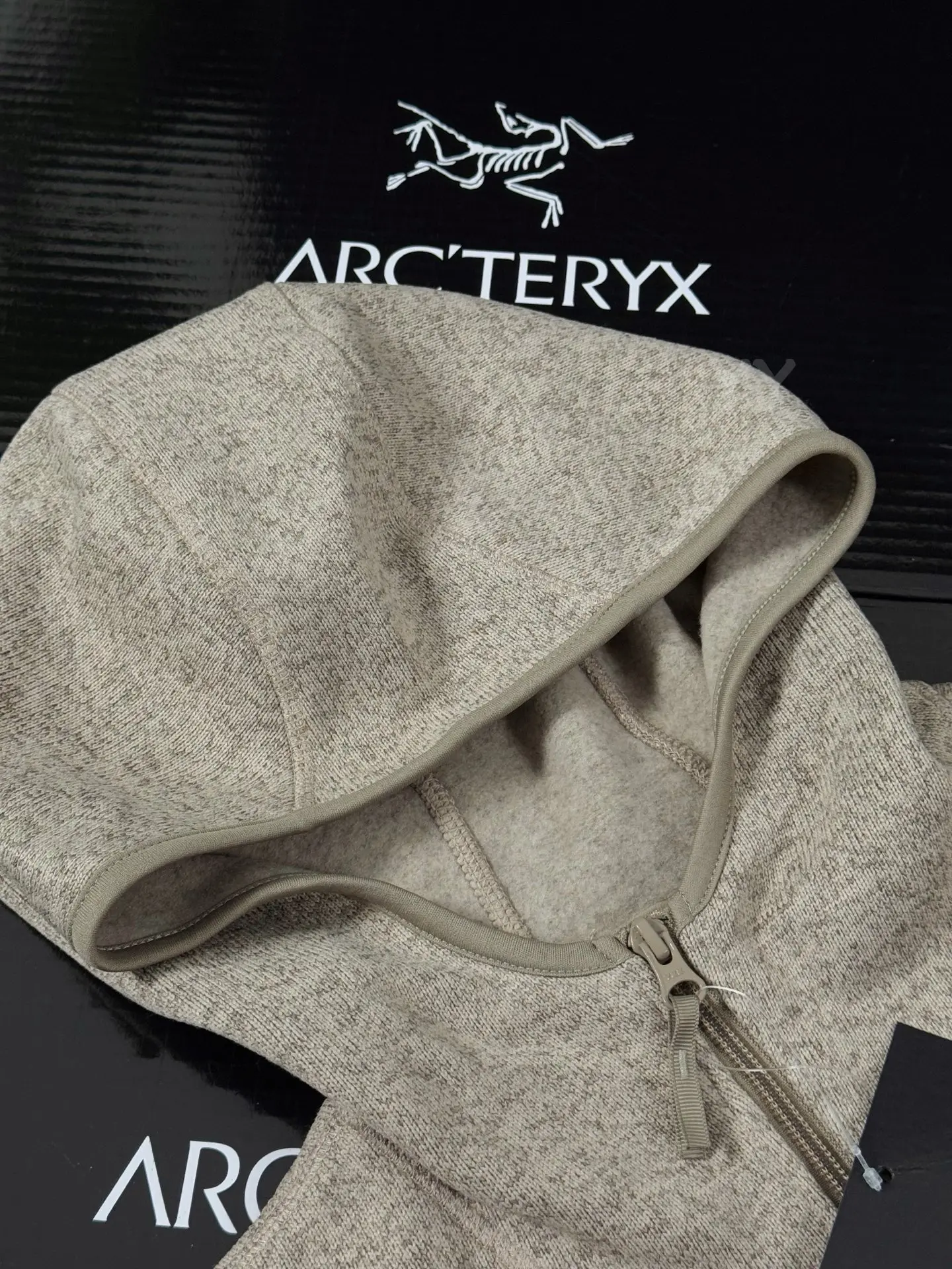 Covert Wool-Blend Fleece Hooded Jacket D26020651 — view 3