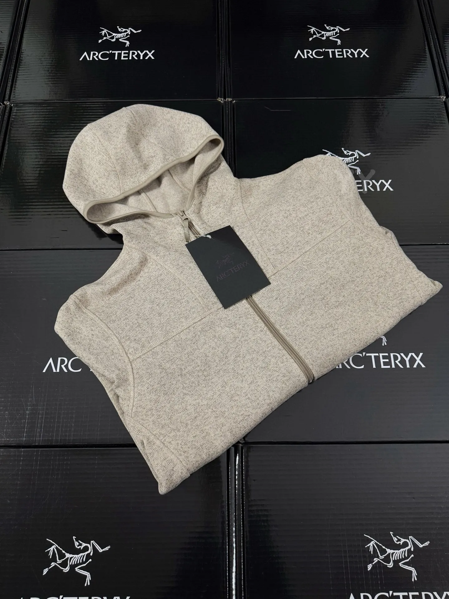Covert Wool-Blend Fleece Hooded Jacket D26020651 — view 9