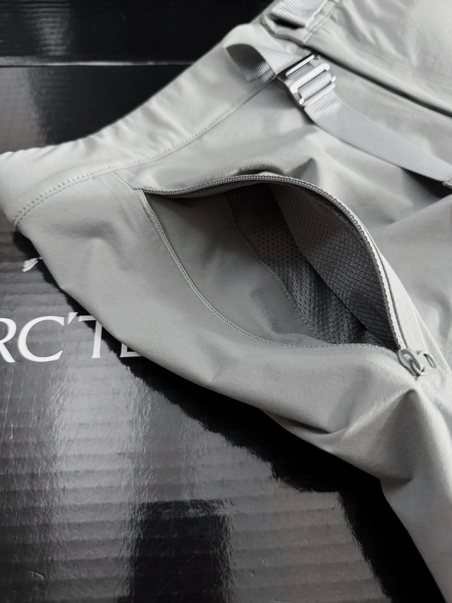 Gamma Quick Dry Straight-Leg Trousers D26020773 — view 5