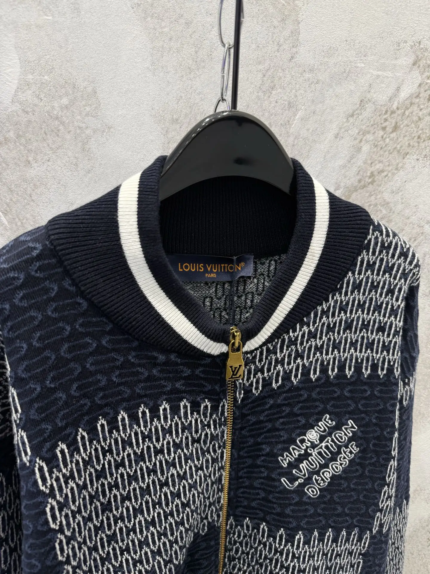 Damier Pattern Knit Bomber Cardigan D26013352 — view 7