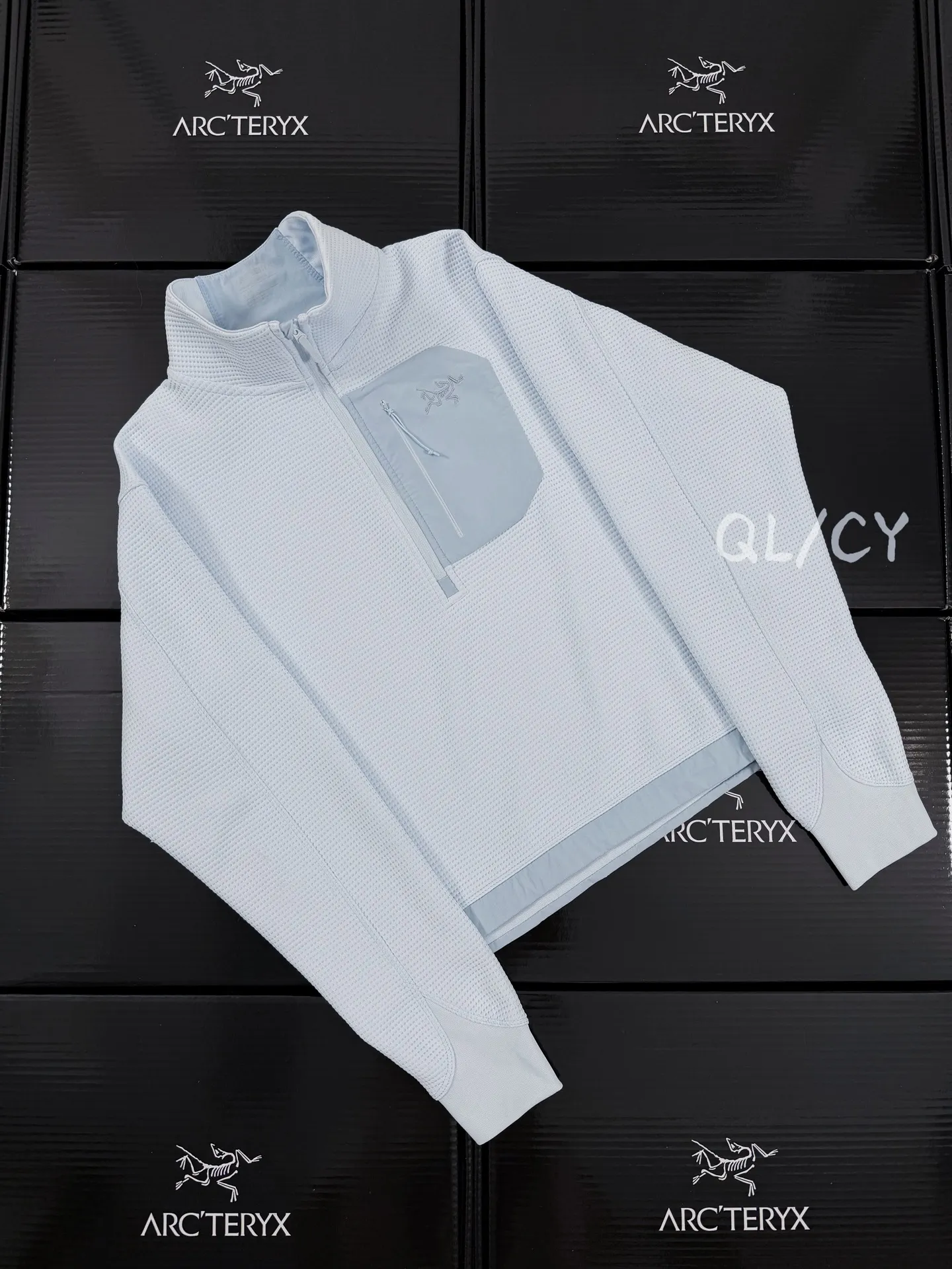 Olera Waffle-Knit Half-Zip Sweatshirt D27020949 — view 2