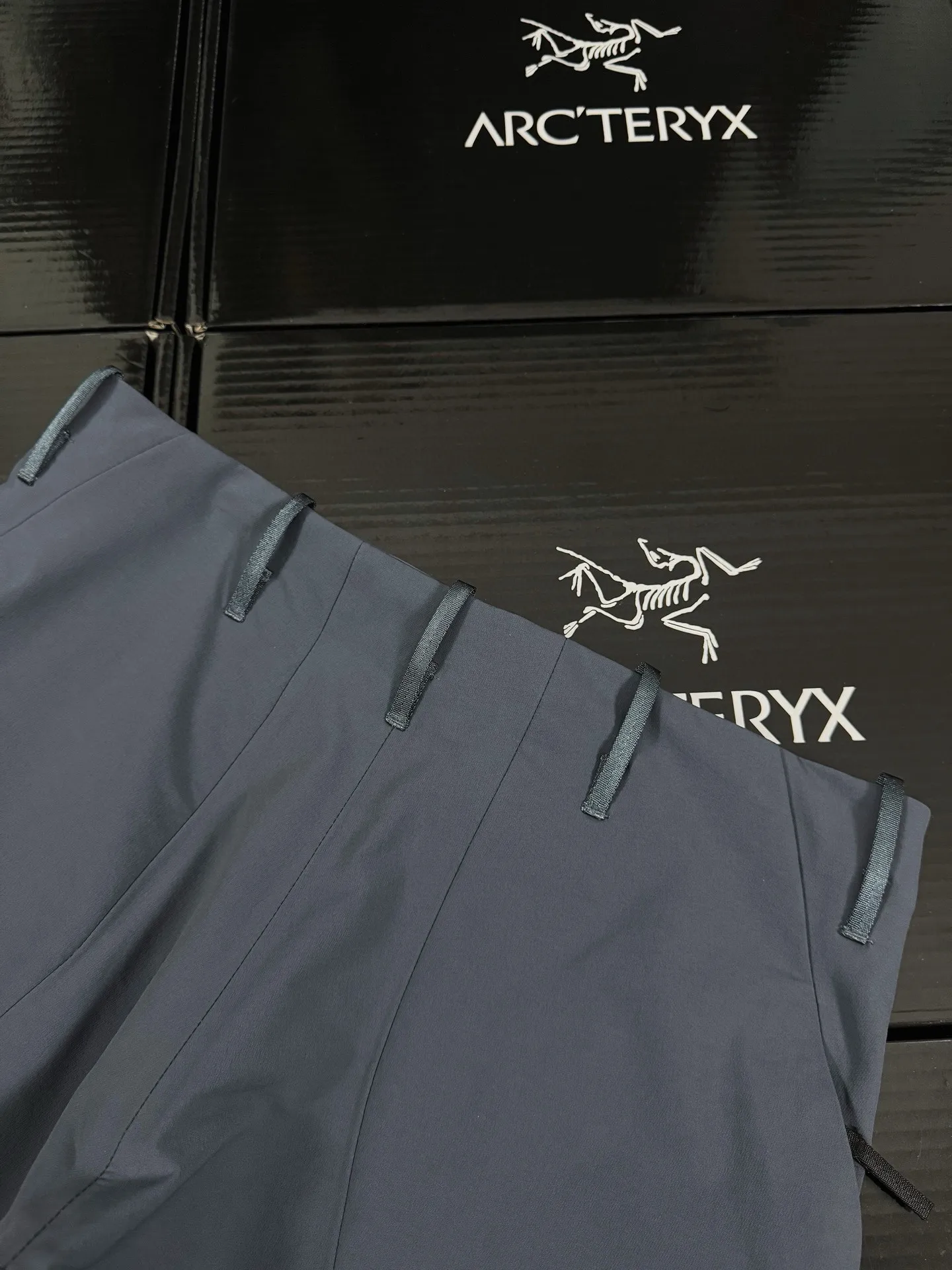 Veilance Align MX Windproof Softshell Trousers D28020779 — view 9