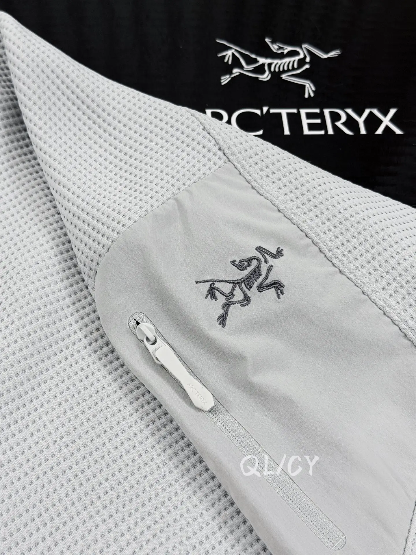 Olera Waffle-Knit Hooded Jacket D28020892 — view 2