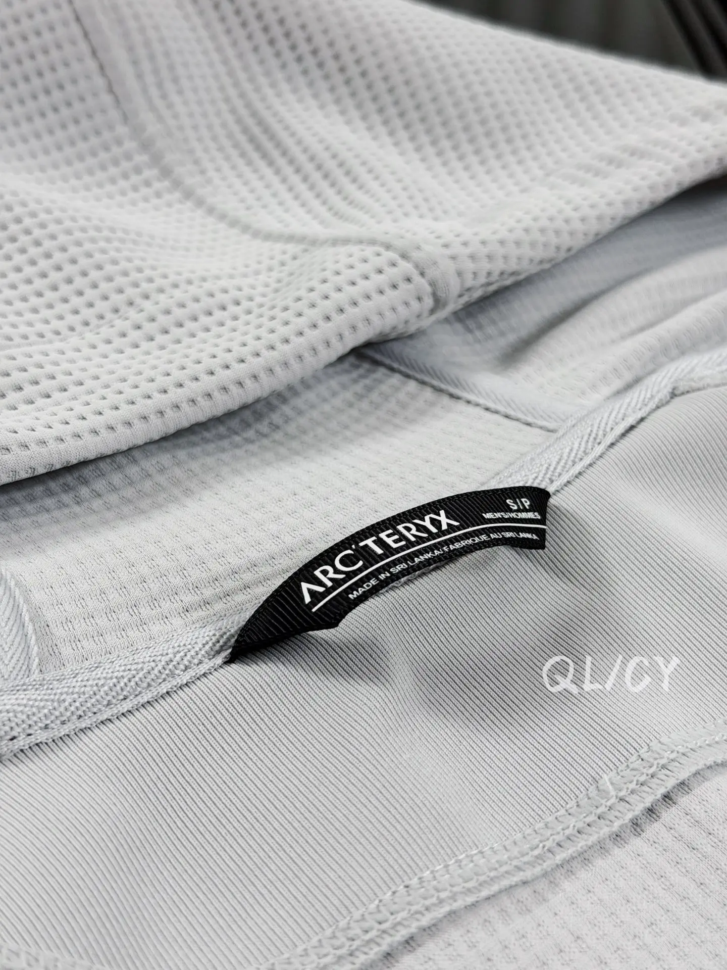 Olera Waffle-Knit Hooded Jacket D28020892 — view 9