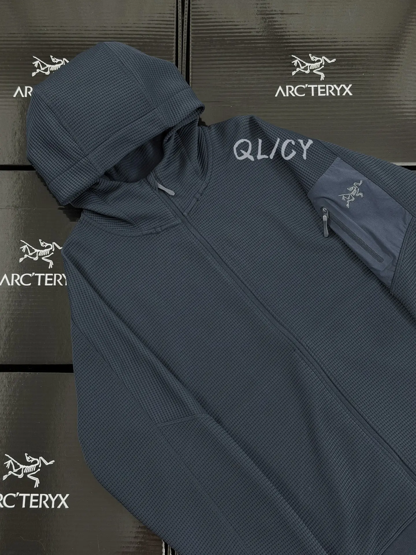 Olera Waffle-Knit Hooded Jacket D28020893 — view 3