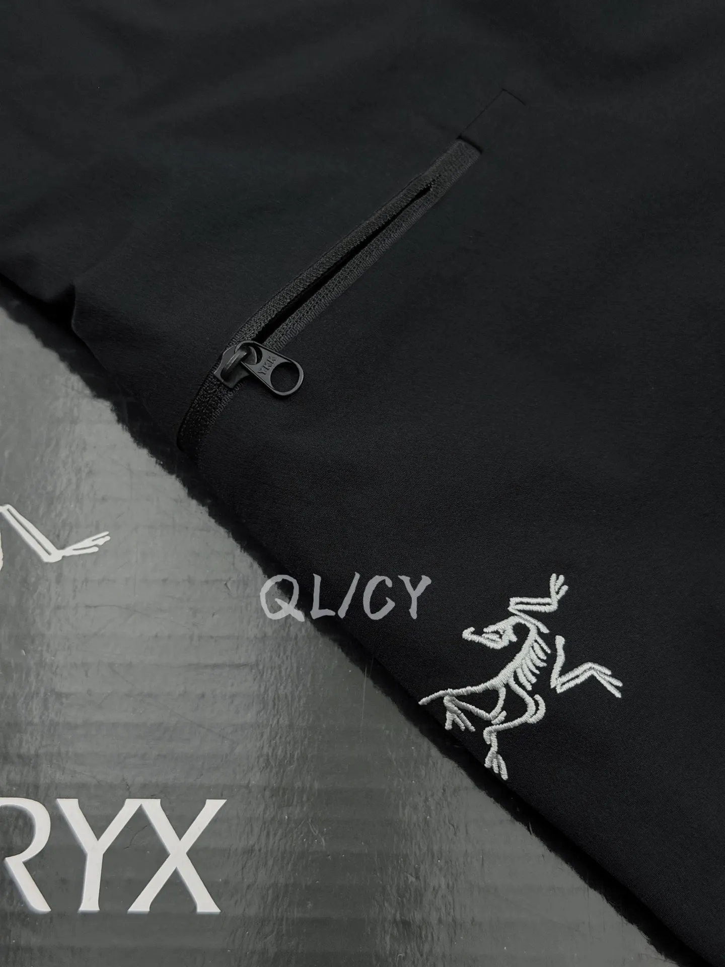Gamma Lightweight Softshell Trousers D28020837 — view 4