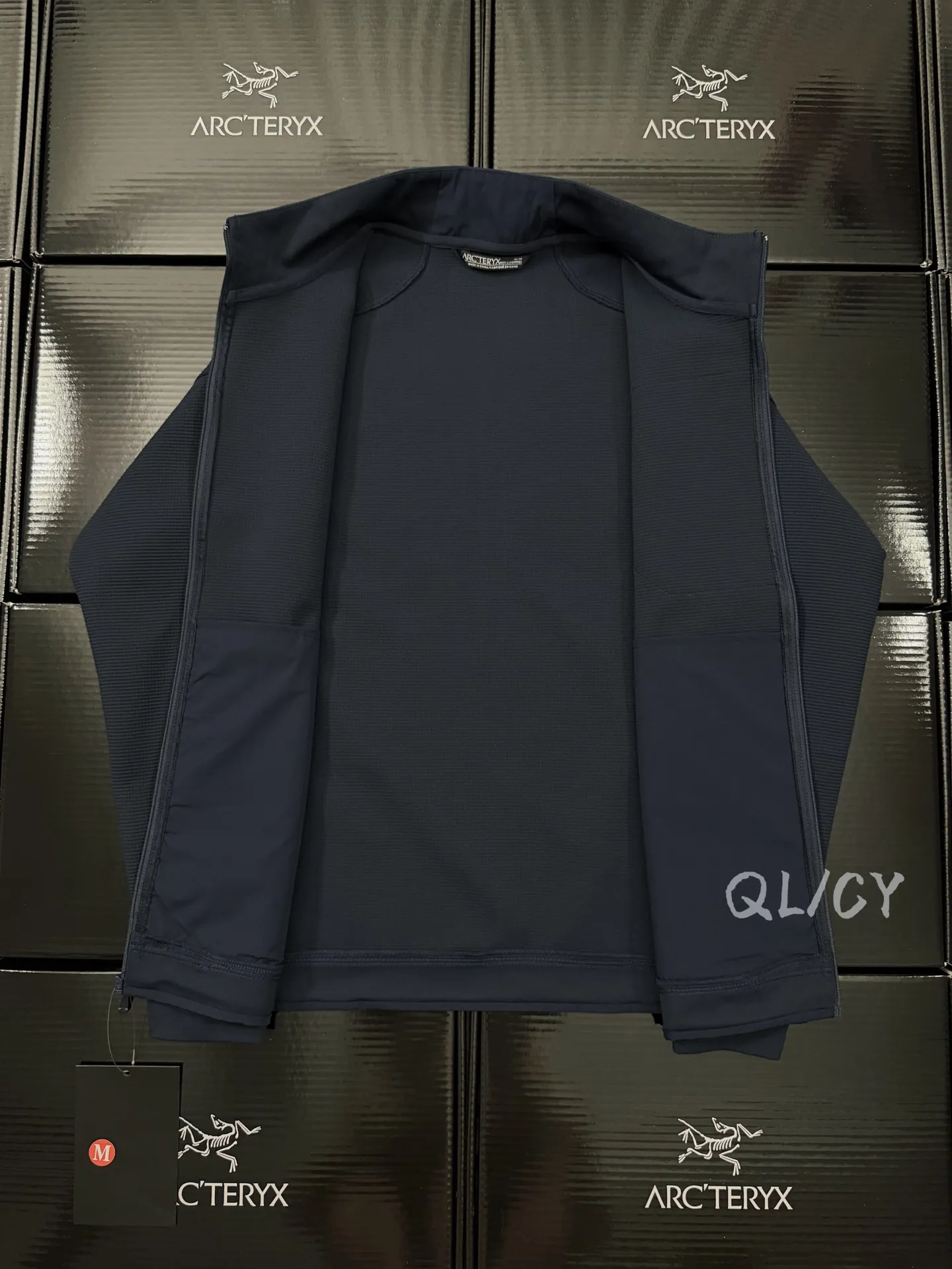 Waffle-Knit Zip-Up Performance Jacket D28020851 — view 8