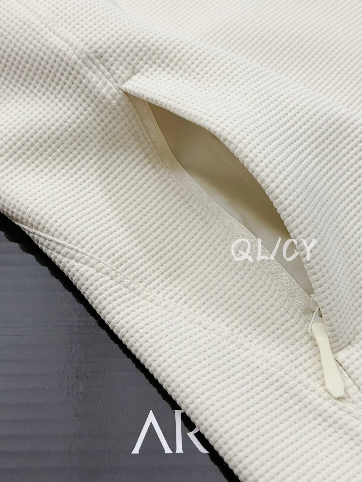 Waffle-Knit Zip-Up Performance Jacket D28020853 — view 9