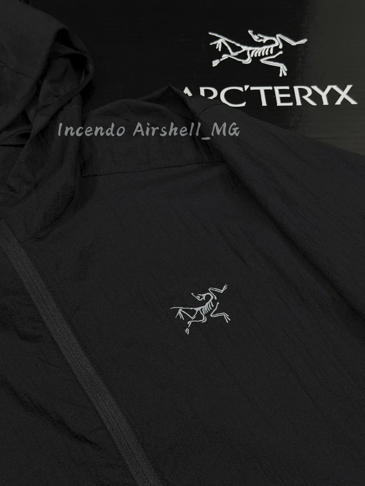 Incendo Airshell Hooded Windshell Jacket D30011480 — view 2
