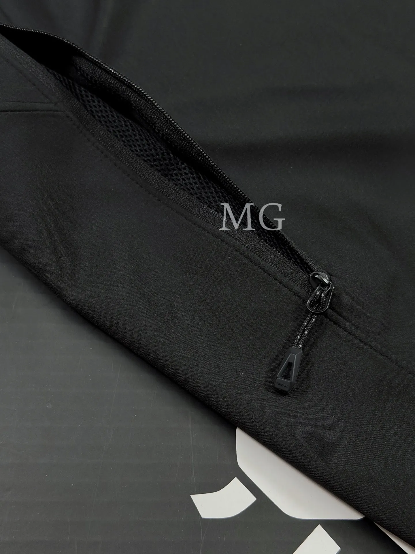 M8 IC Softshell Windproof Fleece-Lined Jacket D30020748 — view 4