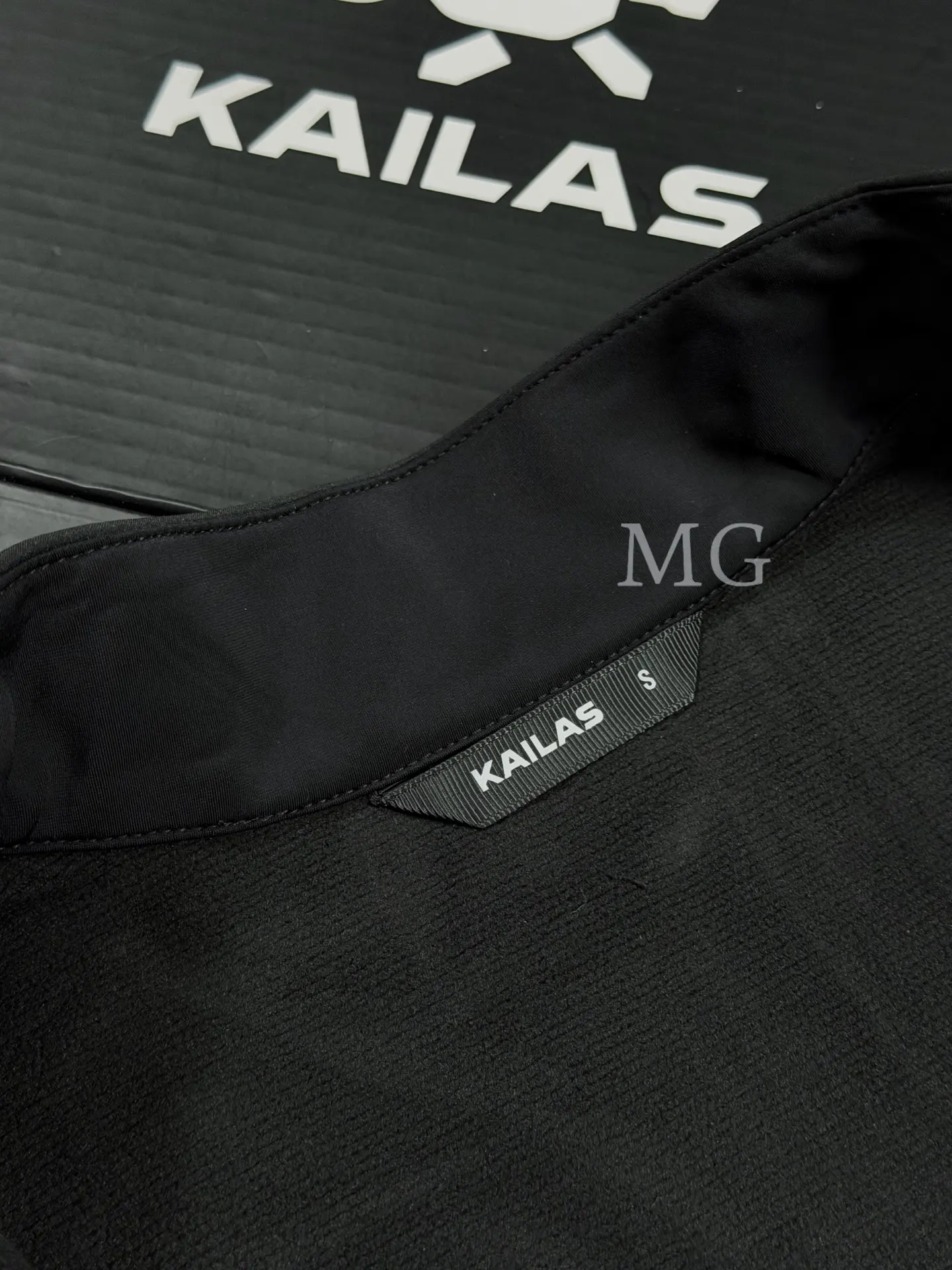 M8 IC Softshell Windproof Fleece-Lined Jacket D30020748 — view 9