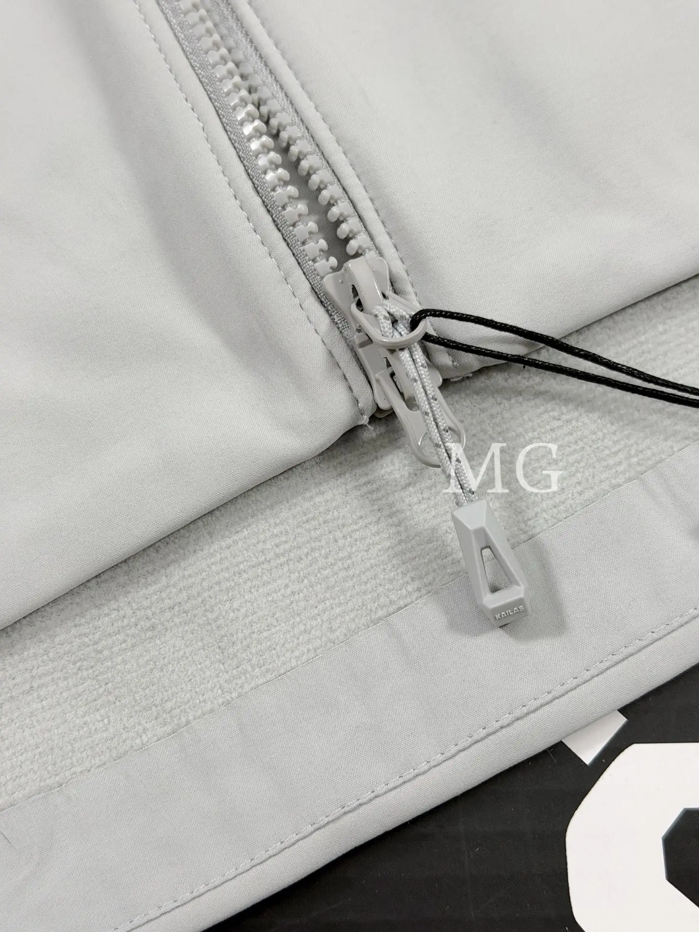 M8 IC Fleece-Lined Softshell Jacket D30020749 — view 6