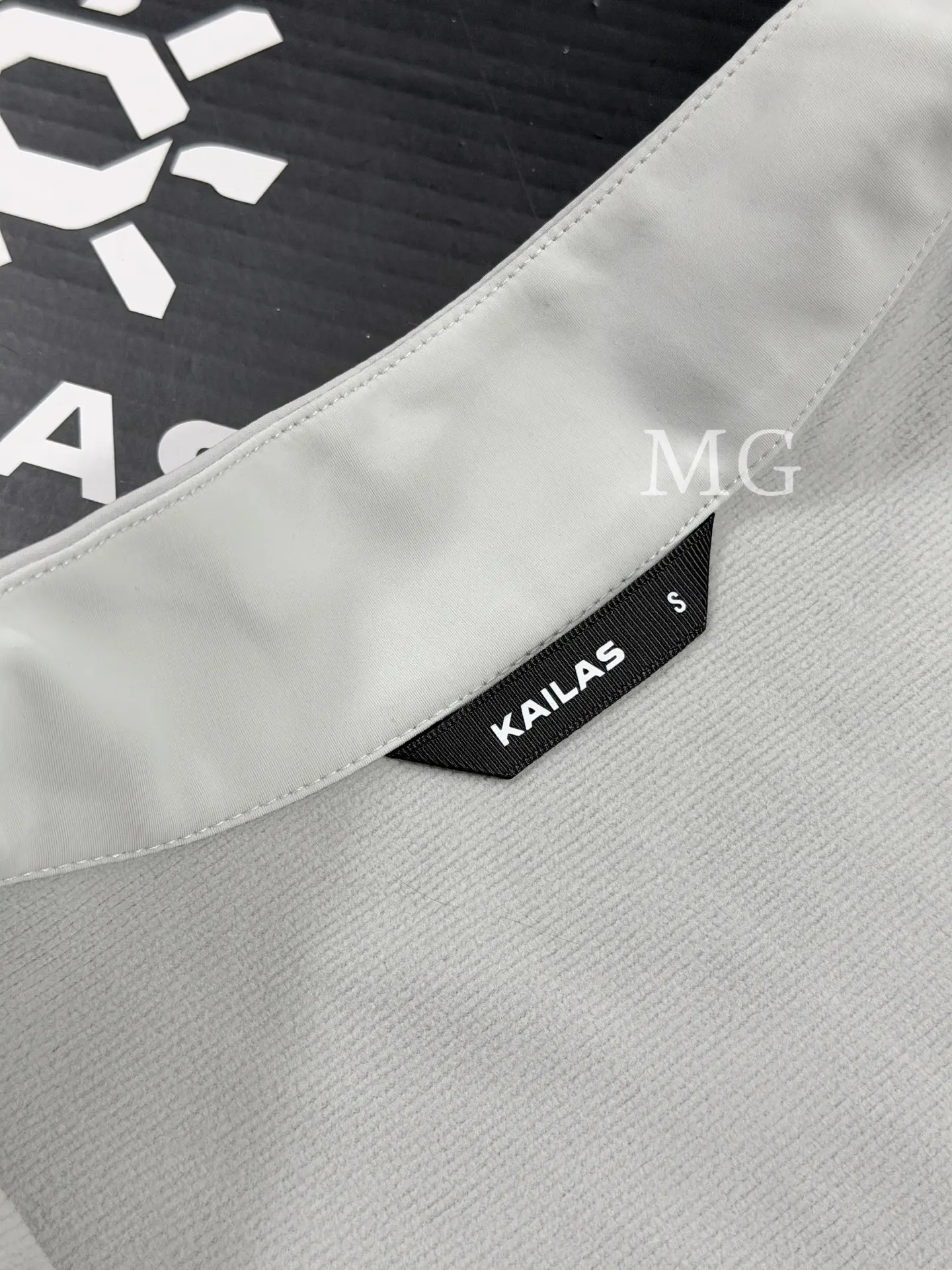M8 IC Fleece-Lined Softshell Jacket D30020749 — view 7