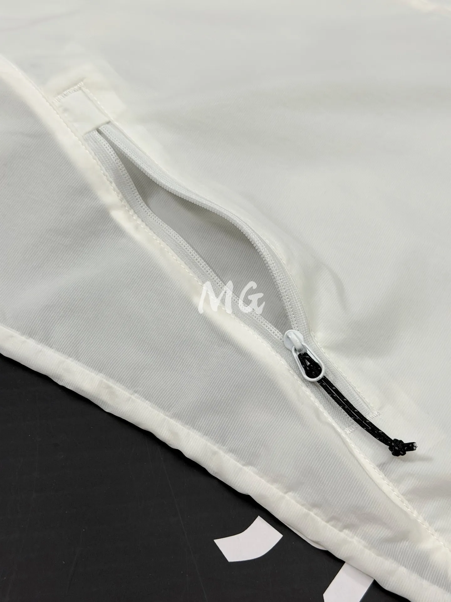 Lightweight Hooded Sun Protection Jacket D30011506 — view 6