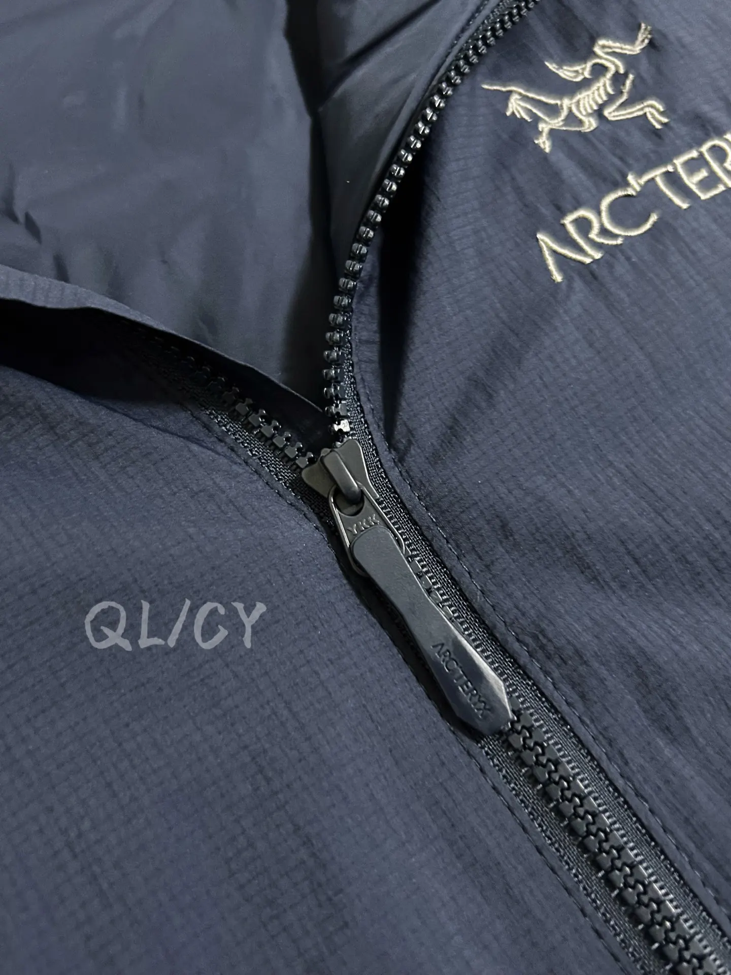 Atom Lightweight Insulated Vest D30020869 — view 3