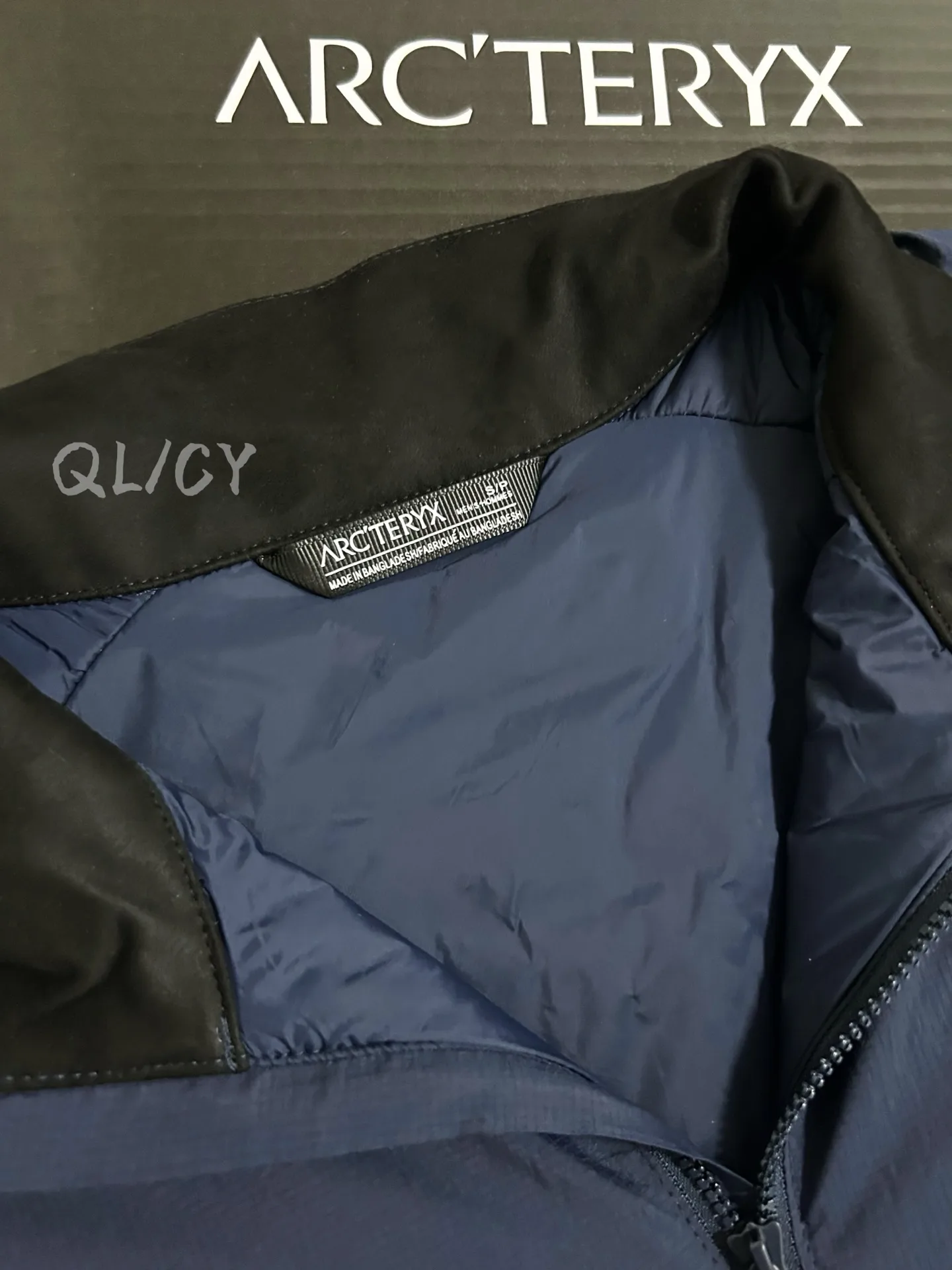 Atom Lightweight Insulated Vest D30020869 — view 7
