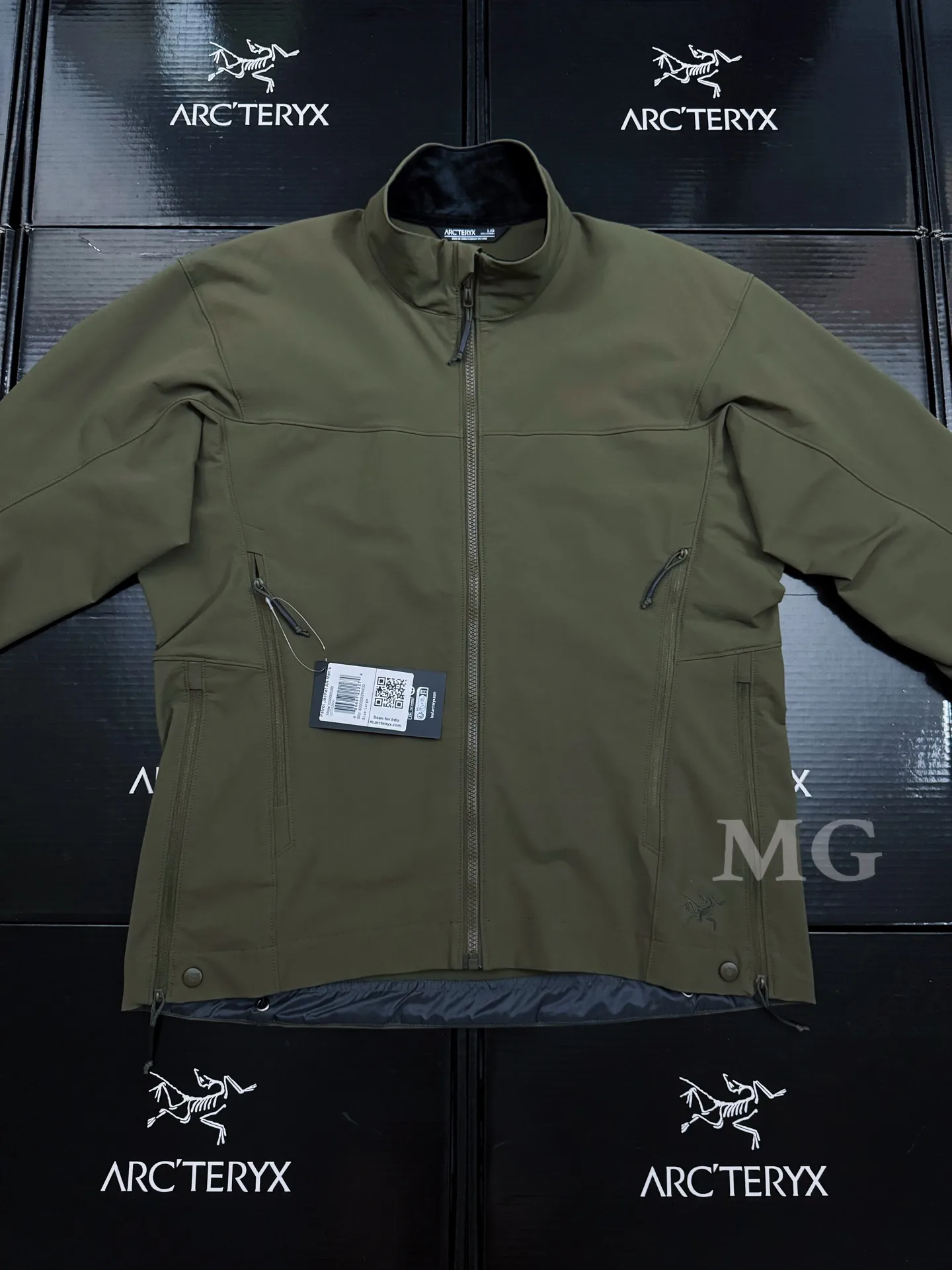 Leaf Patrol AR Softshell Jacket D31020627 — view 2