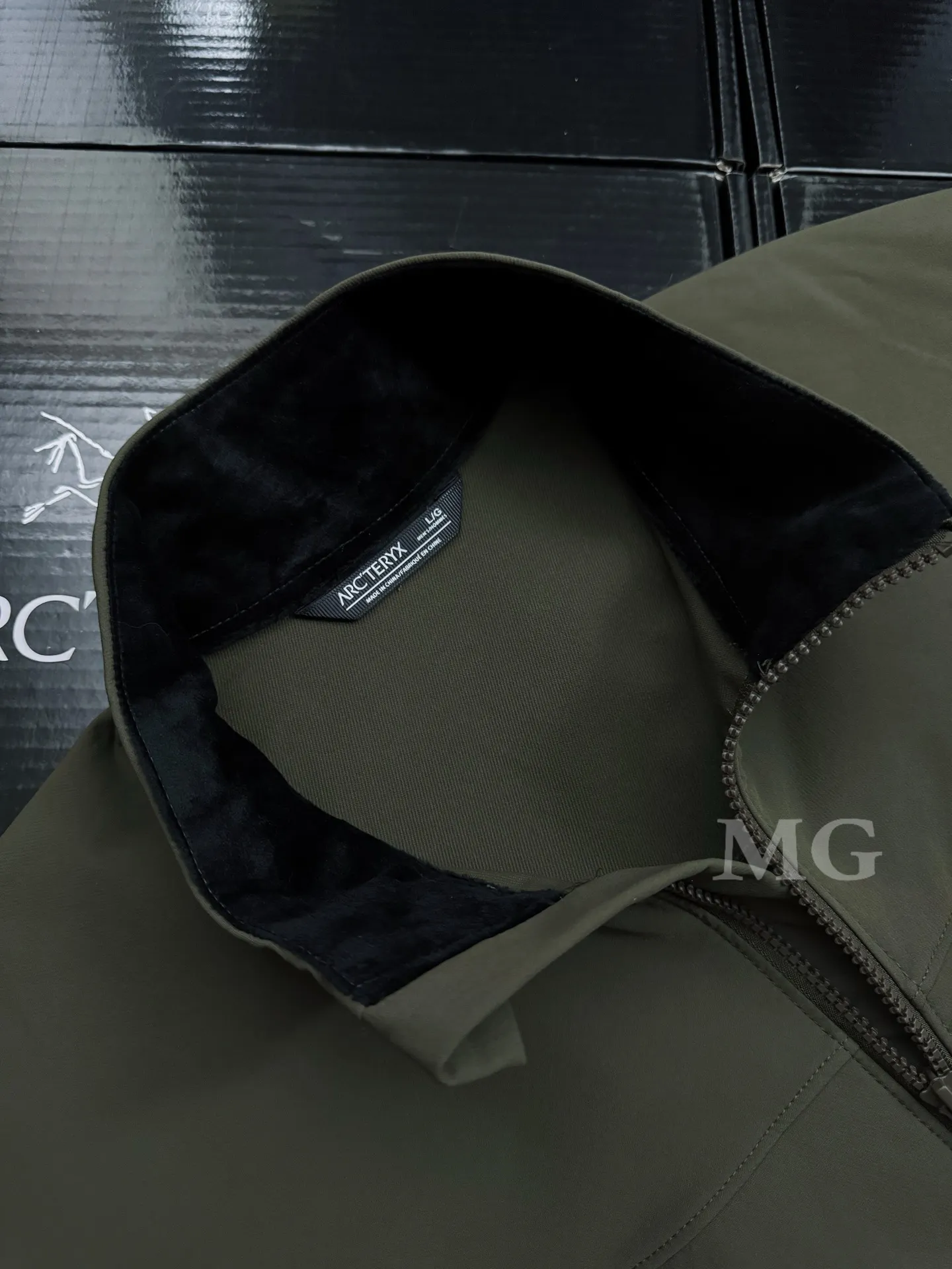 Leaf Patrol AR Softshell Jacket D31020627 — view 3