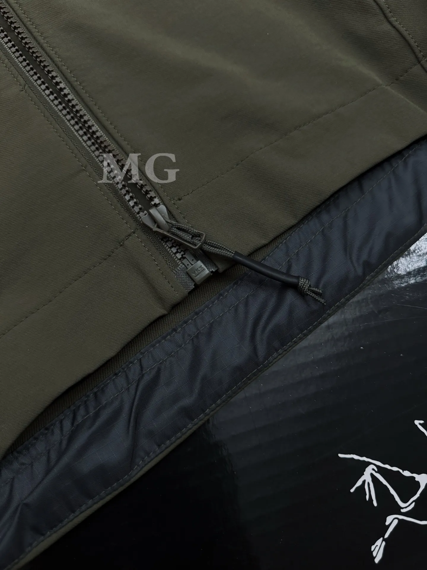 Leaf Patrol AR Softshell Jacket D31020627 — view 6