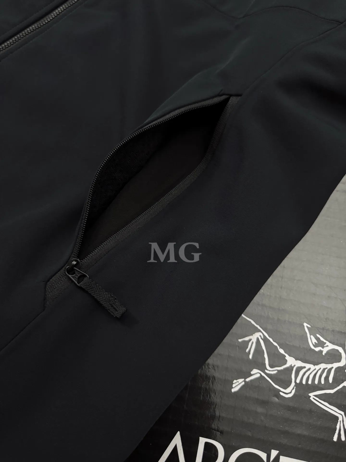 Gamma MX Softshell Hoody Jacket D31020746 — view 5