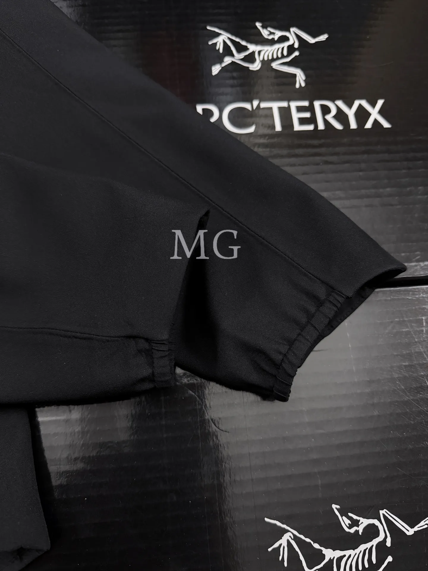 Gamma MX Hooded Softshell Jacket D31020762 — view 4