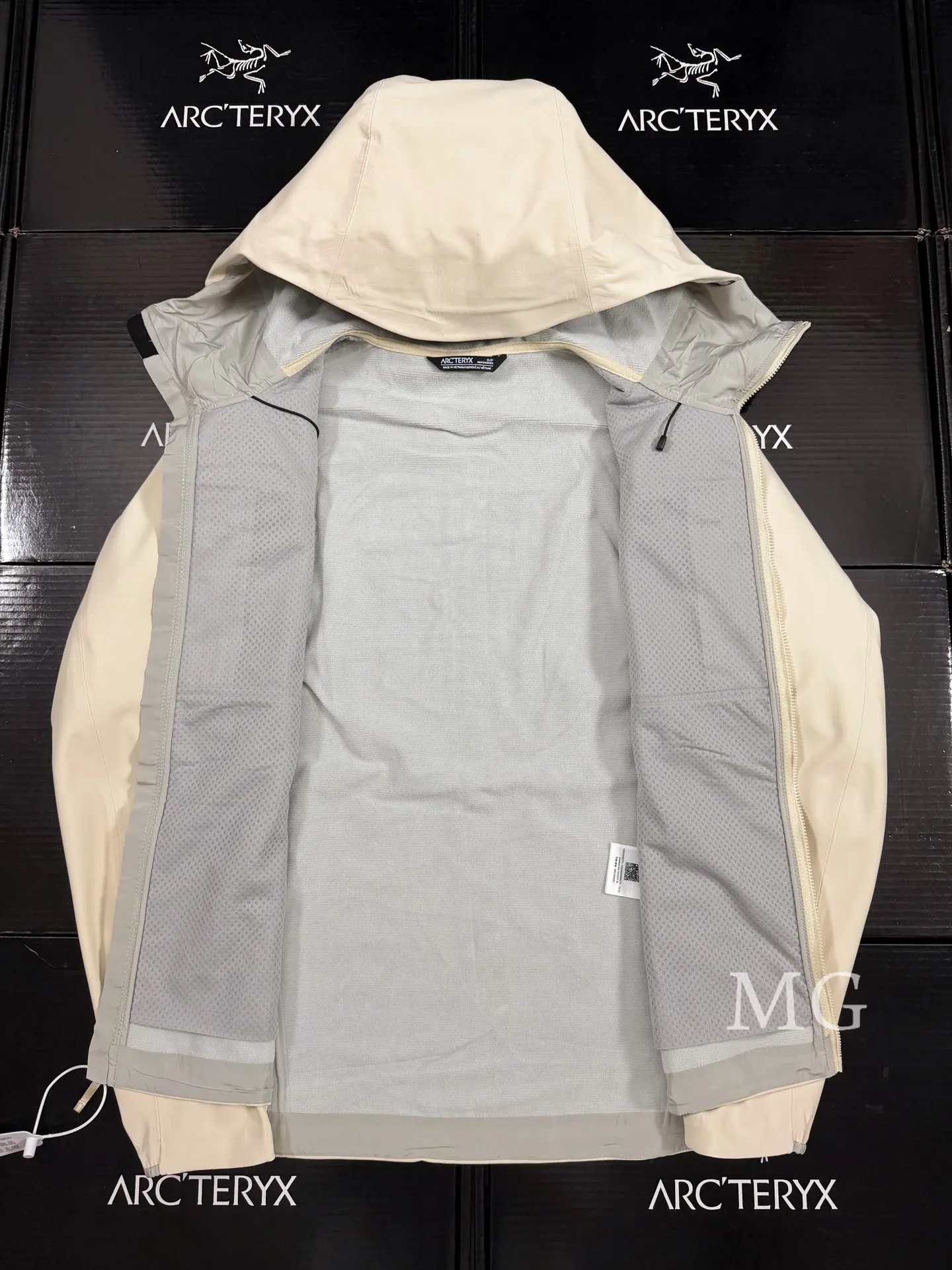 Gamma MX Hooded Softshell Jacket D31020760 — view 7