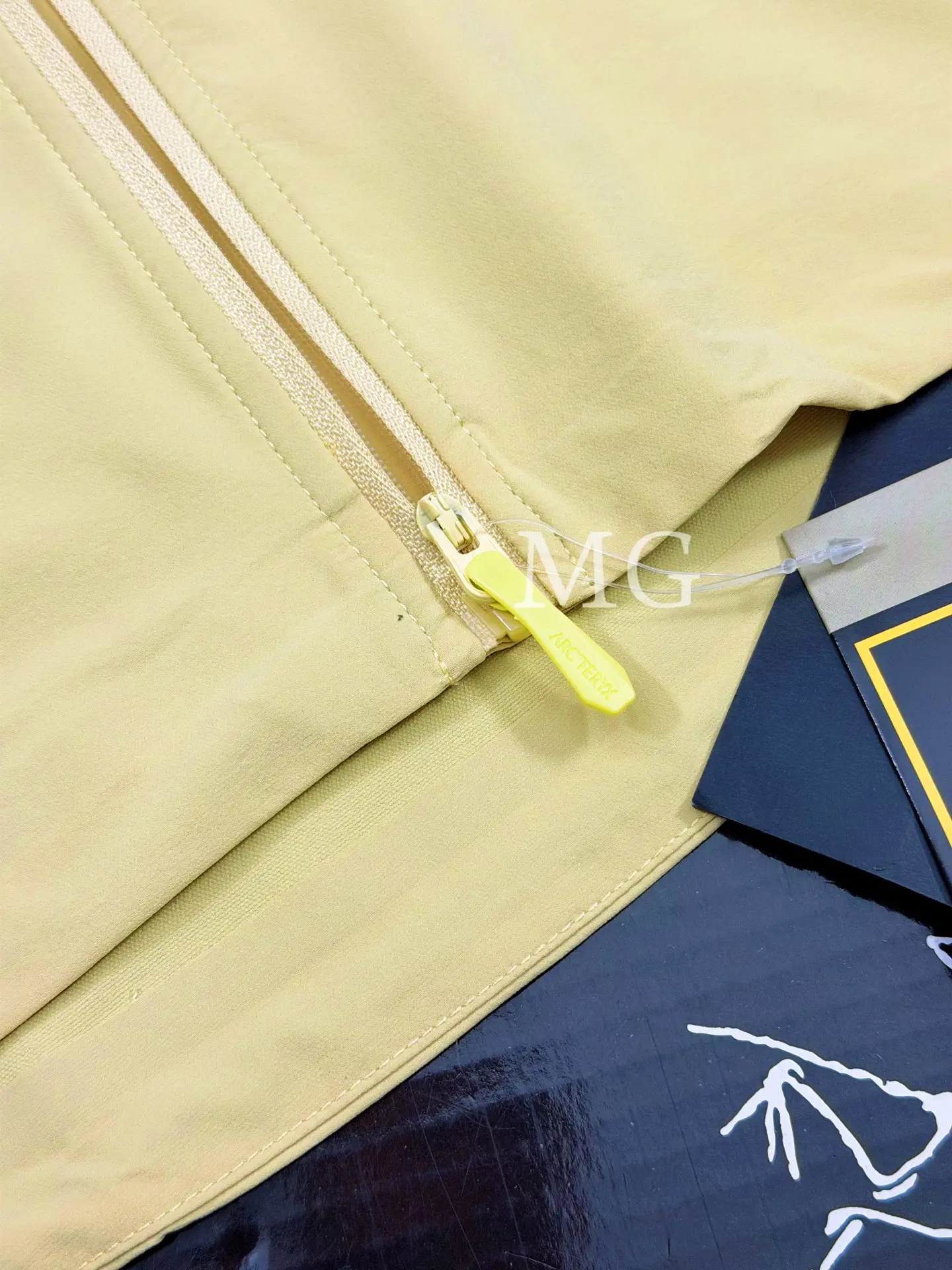 Gamma Lightweight Hooded Softshell Jacket D31020806 — view 7