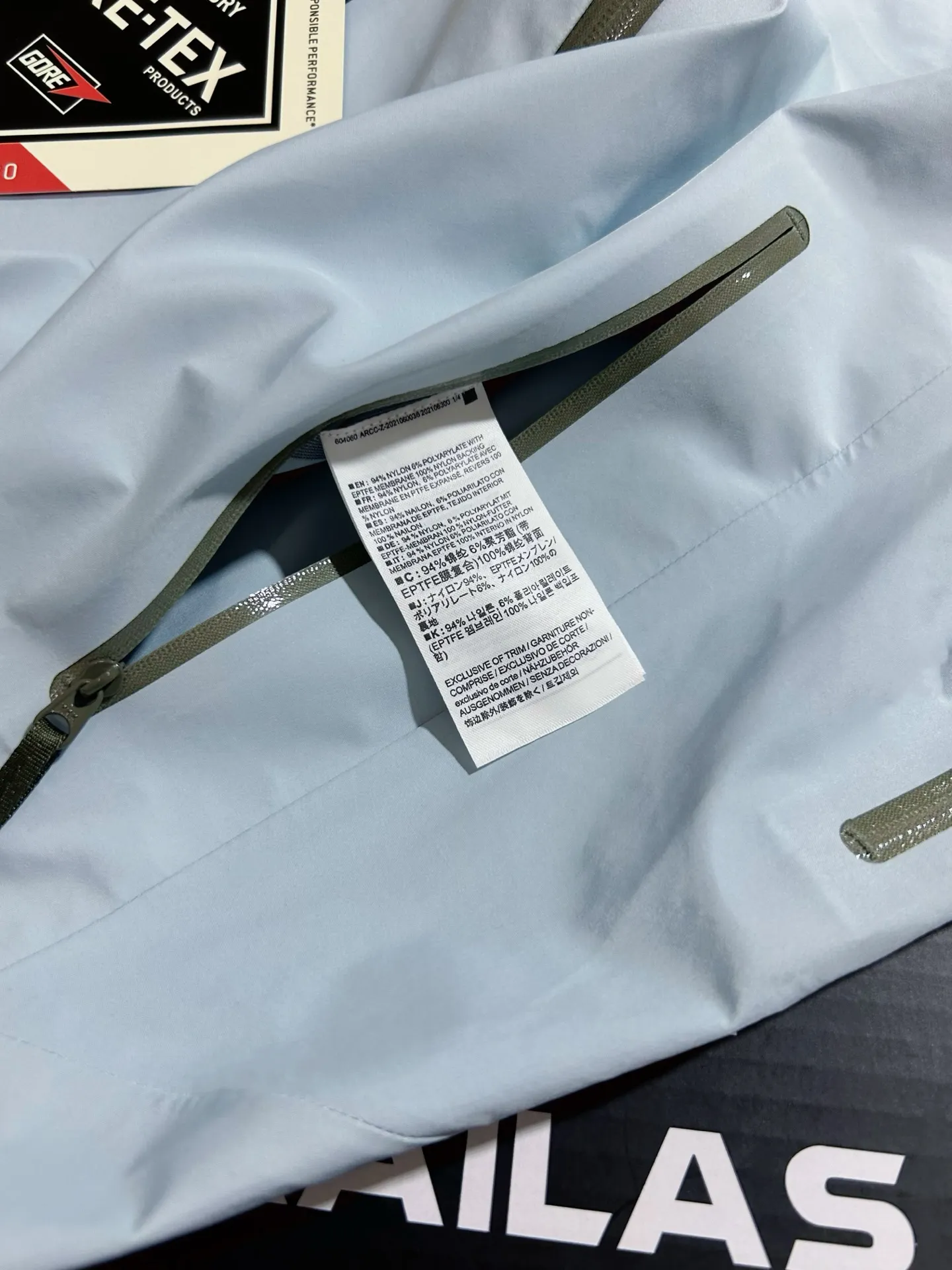 Kailas LT Hooded GORE-TEX Hardshell Jacket D31020594 — view 5