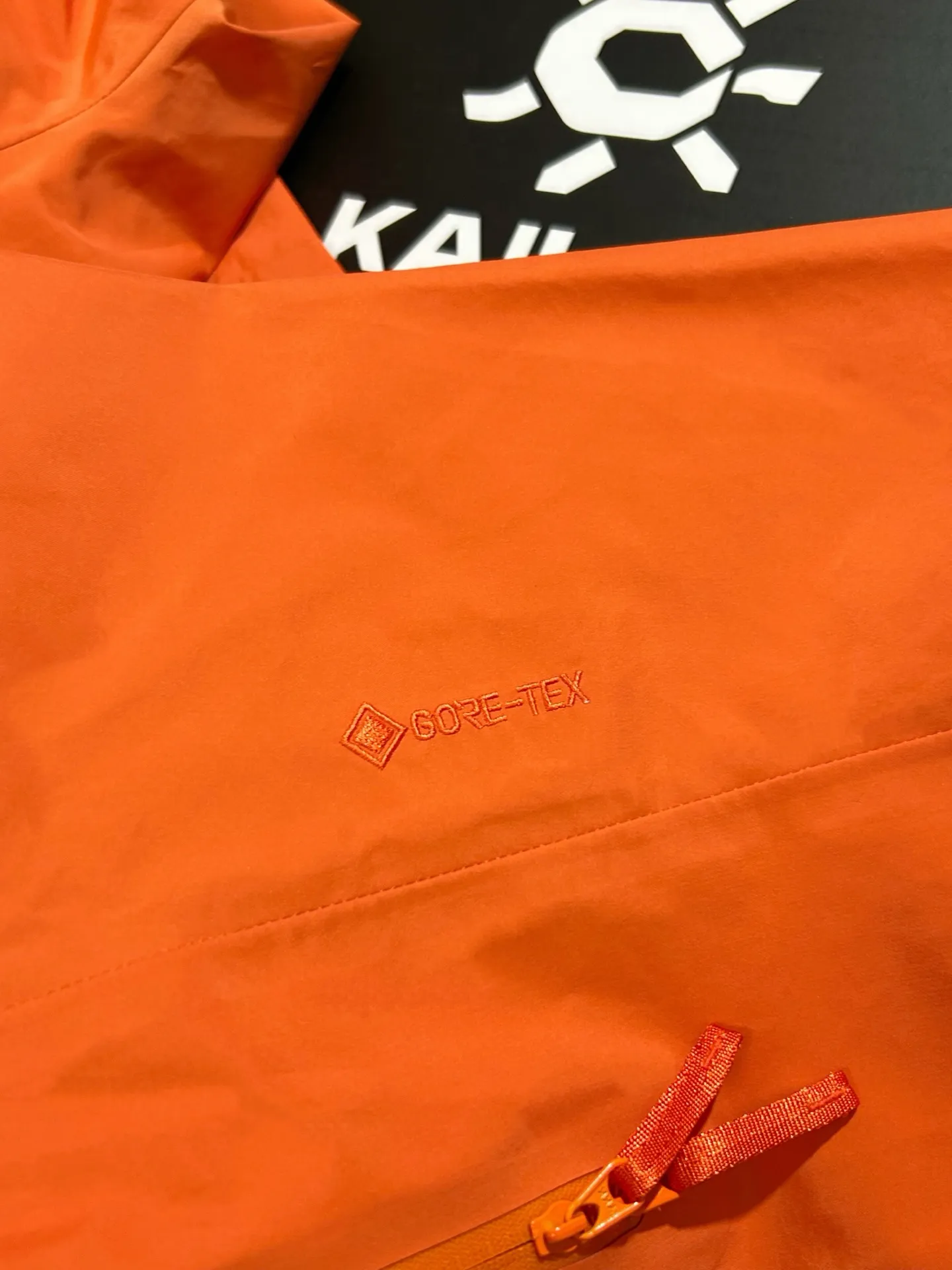 Kailas LT GORE-TEX Hooded Hardshell Jacket D31020595 — view 3