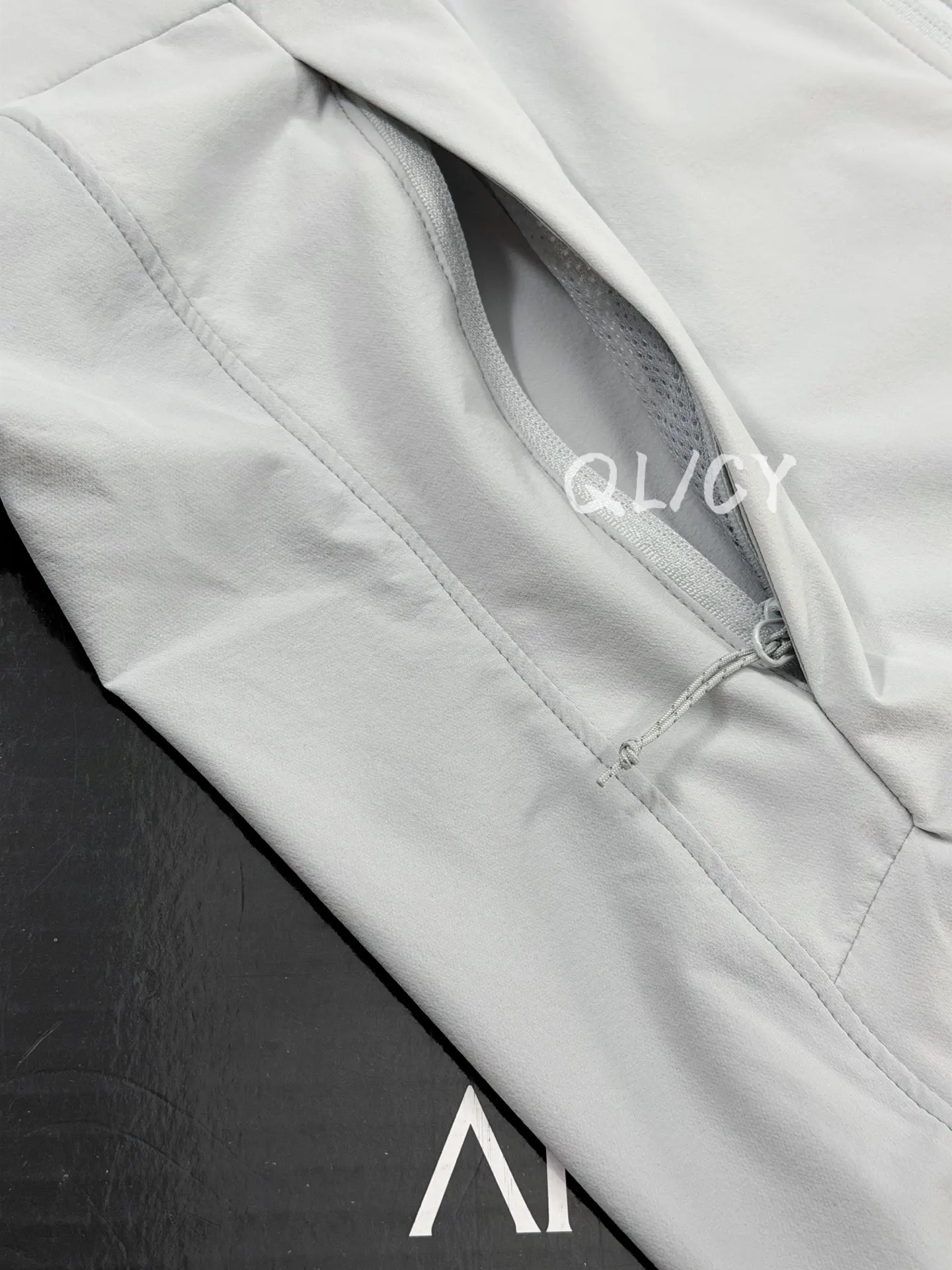 Gamma Lightweight Hooded Softshell Jacket D32020841 — view 4