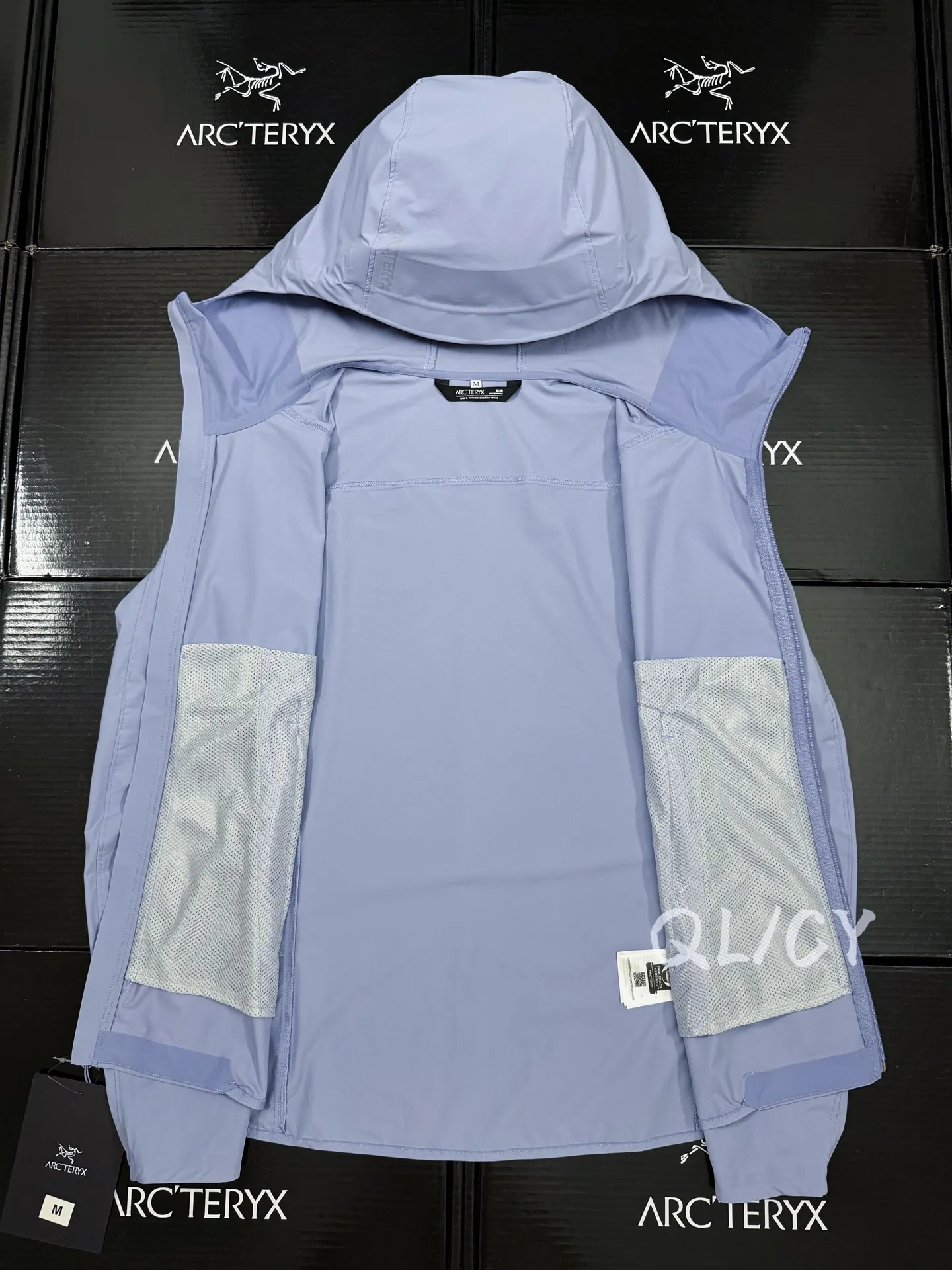 Gamma Lightweight Hooded Softshell Jacket D32020844 — view 7