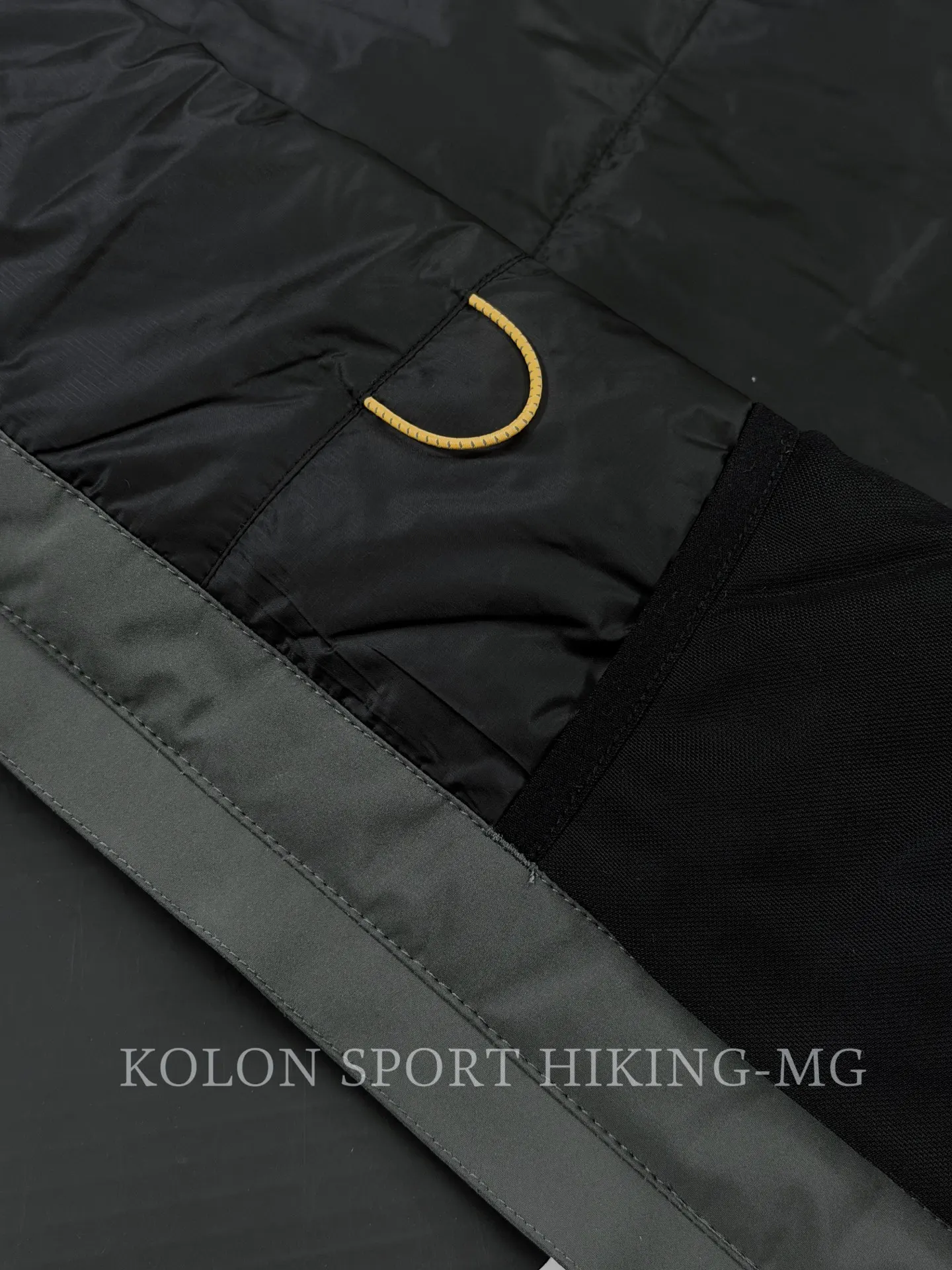 Hiking Lightweight Insulated Gilet D32020782 — view 8