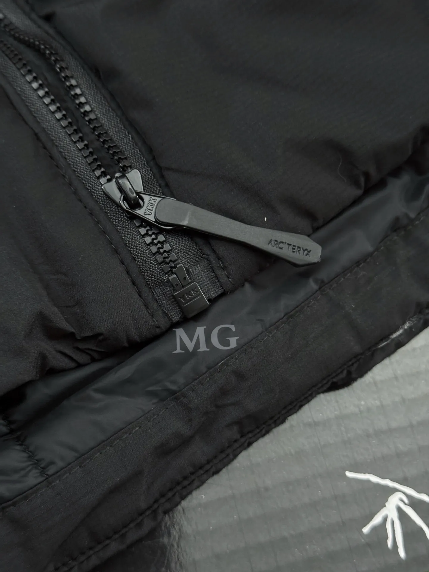 Atom AR Hoody Insulated Jacket D32020619 — view 7