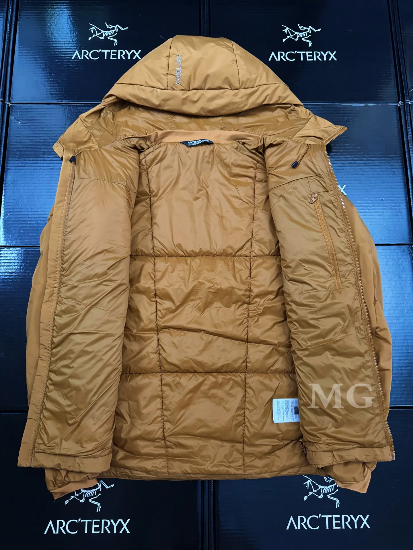 Arc'teryx Atom AR Hoody Insulated Jacket D32020670 — view 7