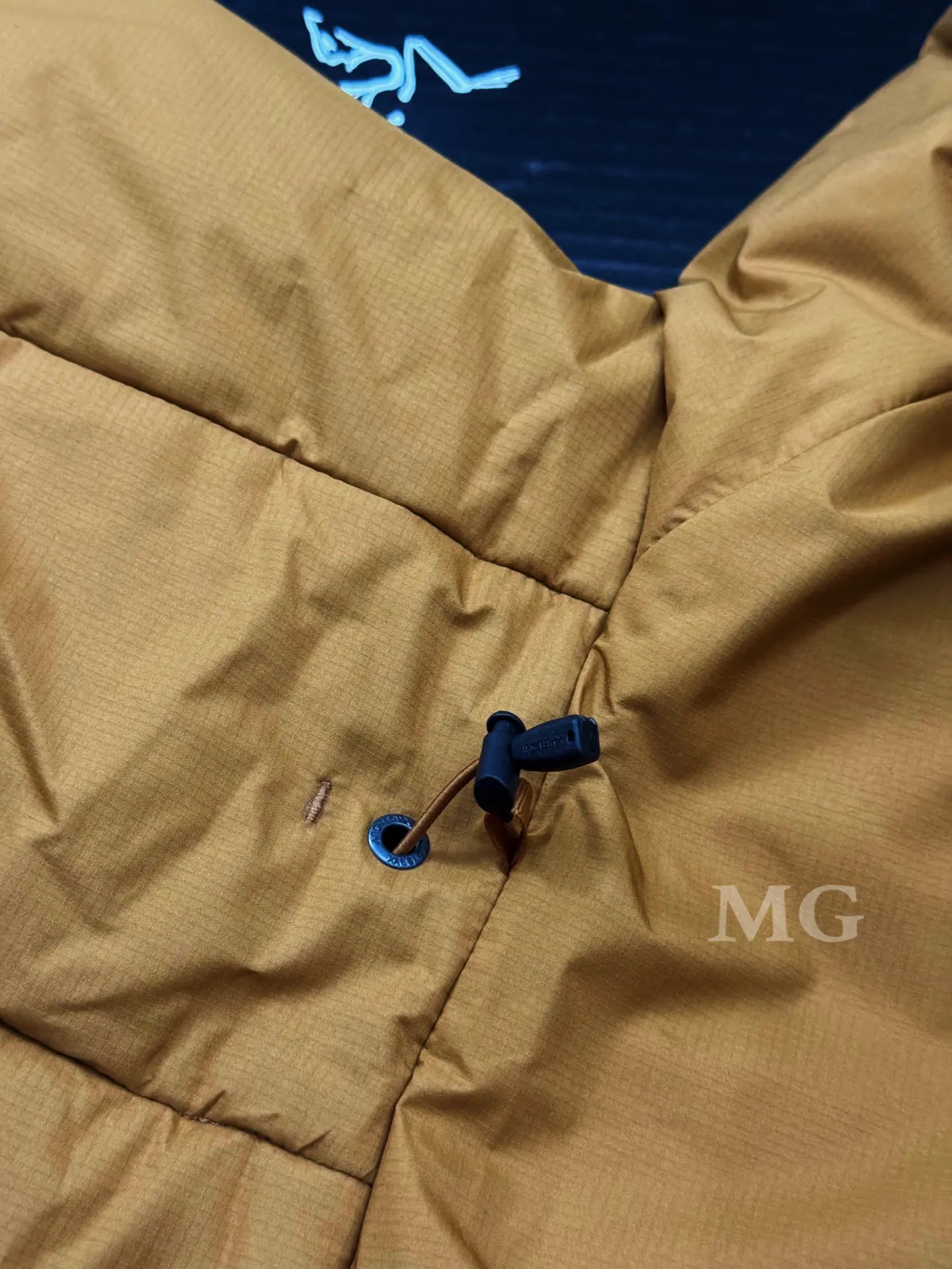 Arc'teryx Atom AR Hoody Insulated Jacket D32020670 — view 8