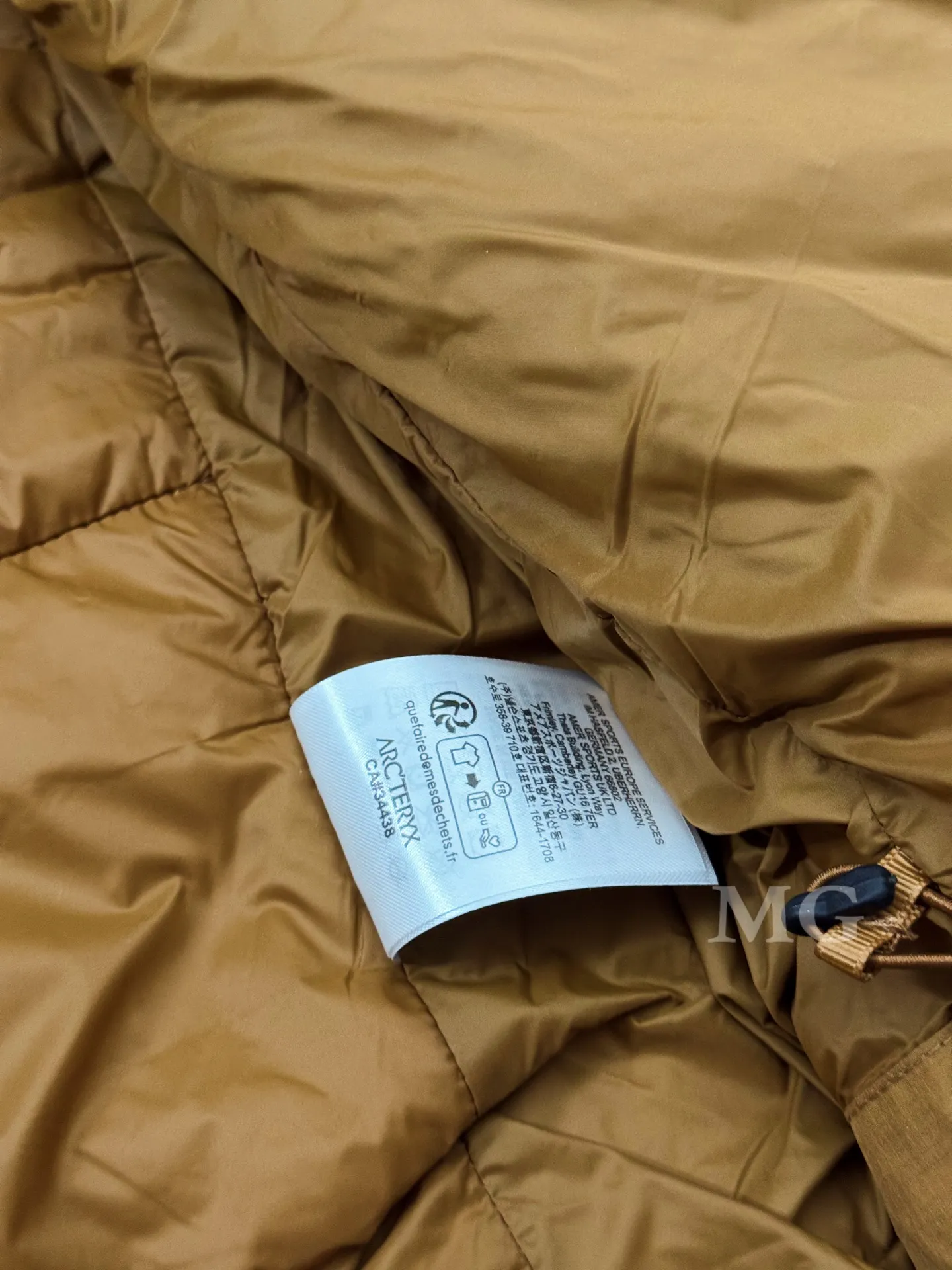 Arc'teryx Atom AR Hoody Insulated Jacket D32020670 — view 9
