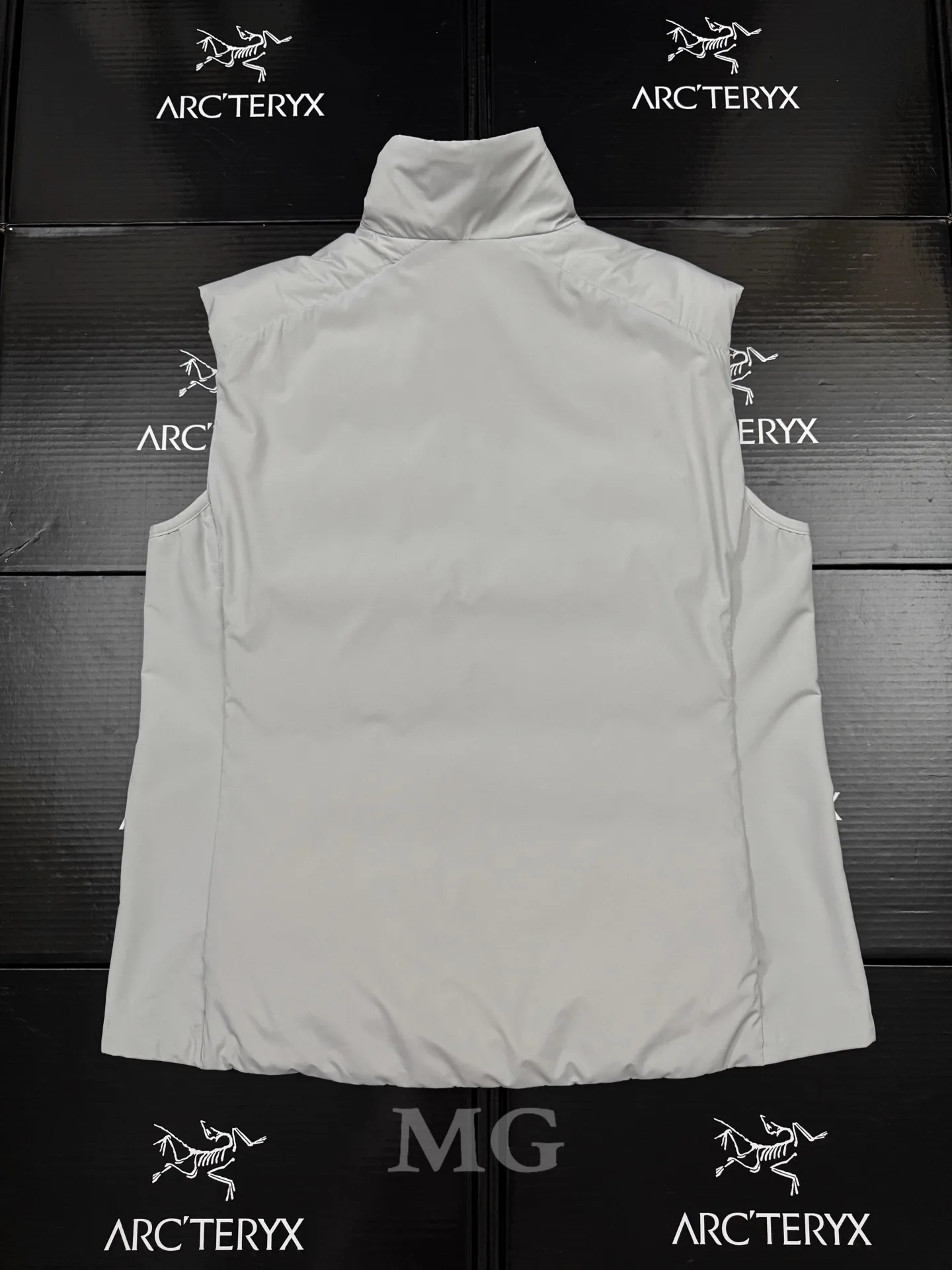 Atom Down-Filled Logo Gilet D32020688 — view 6