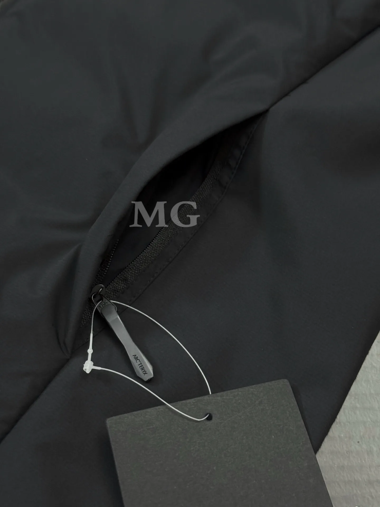 Atom Down-Filled Logo Gilet D32020686 — view 3