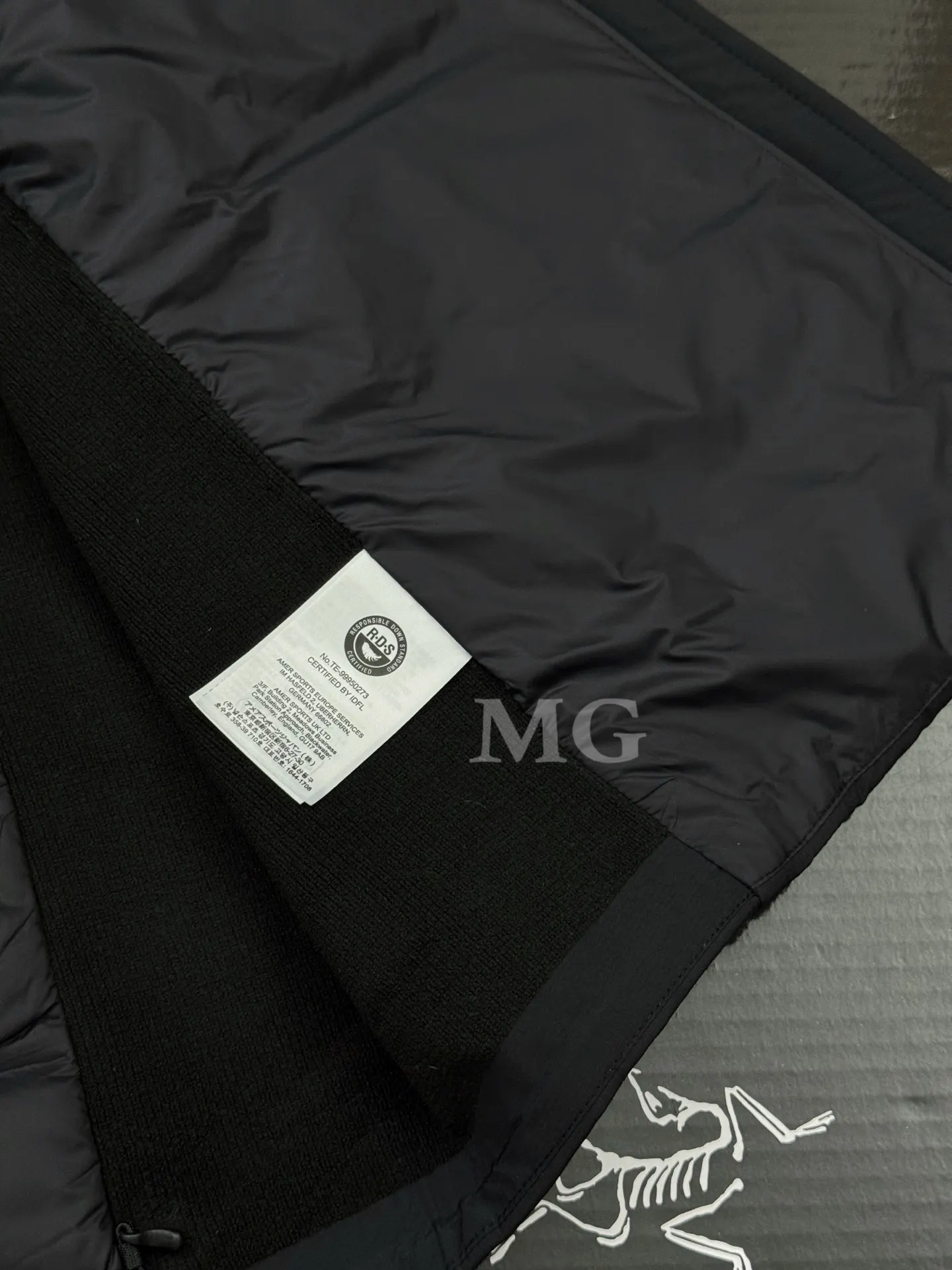 Atom Down-Filled Logo Gilet D32020686 — view 8