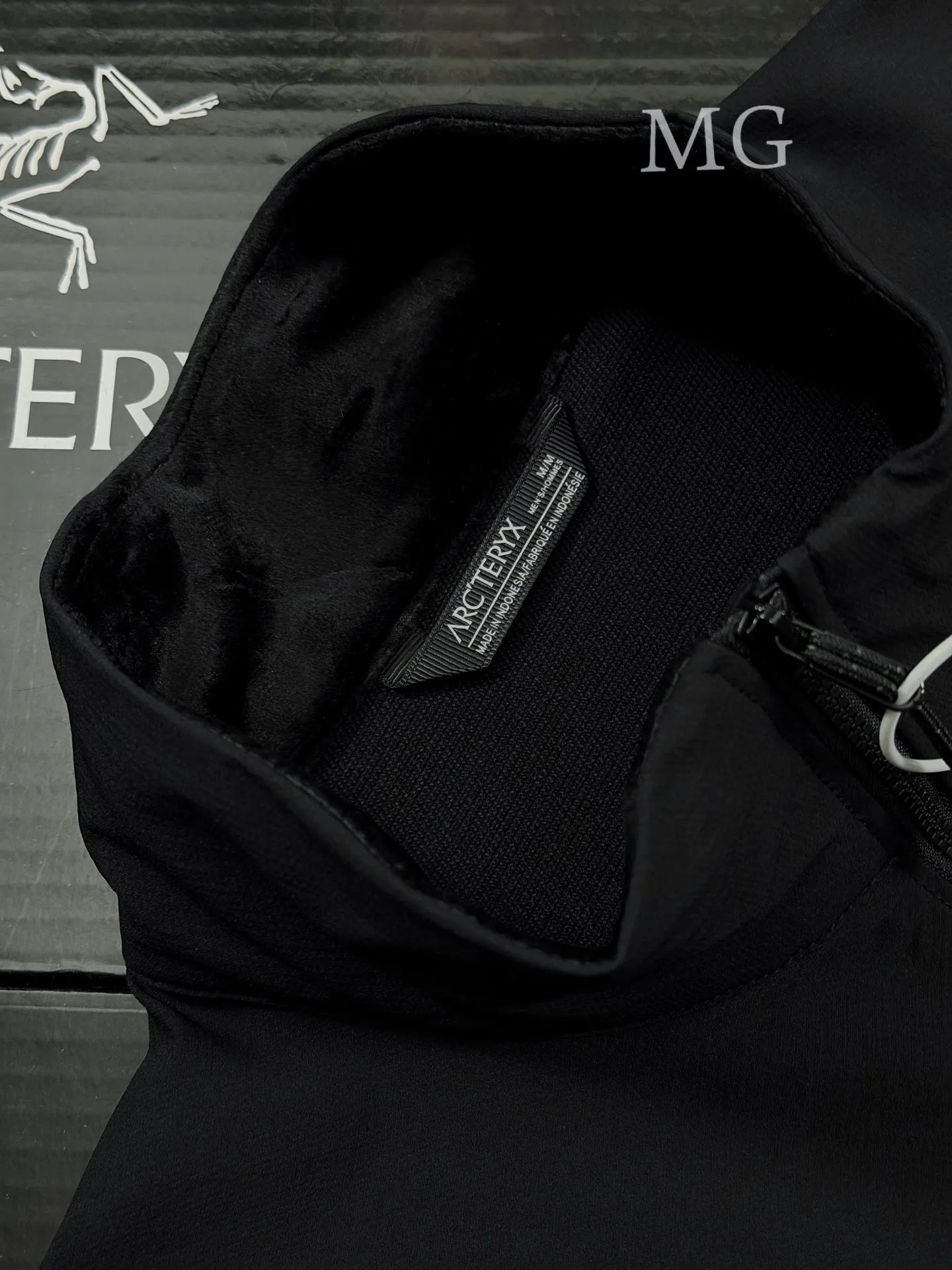 Gamma Softshell Hoody Jacket D32020735 — view 3