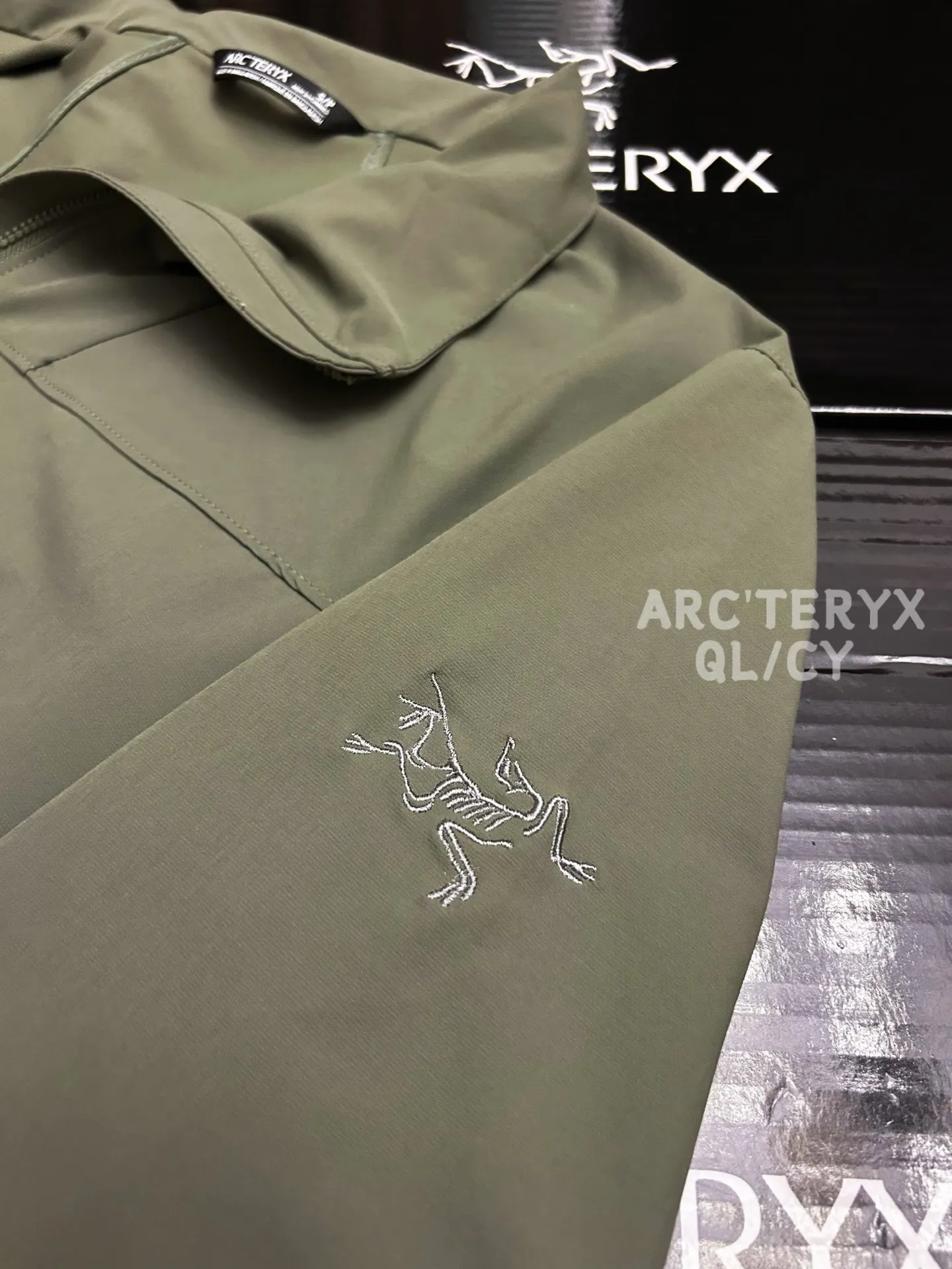 Epsilon DWR Softshell Jacket D32020822 — view 2