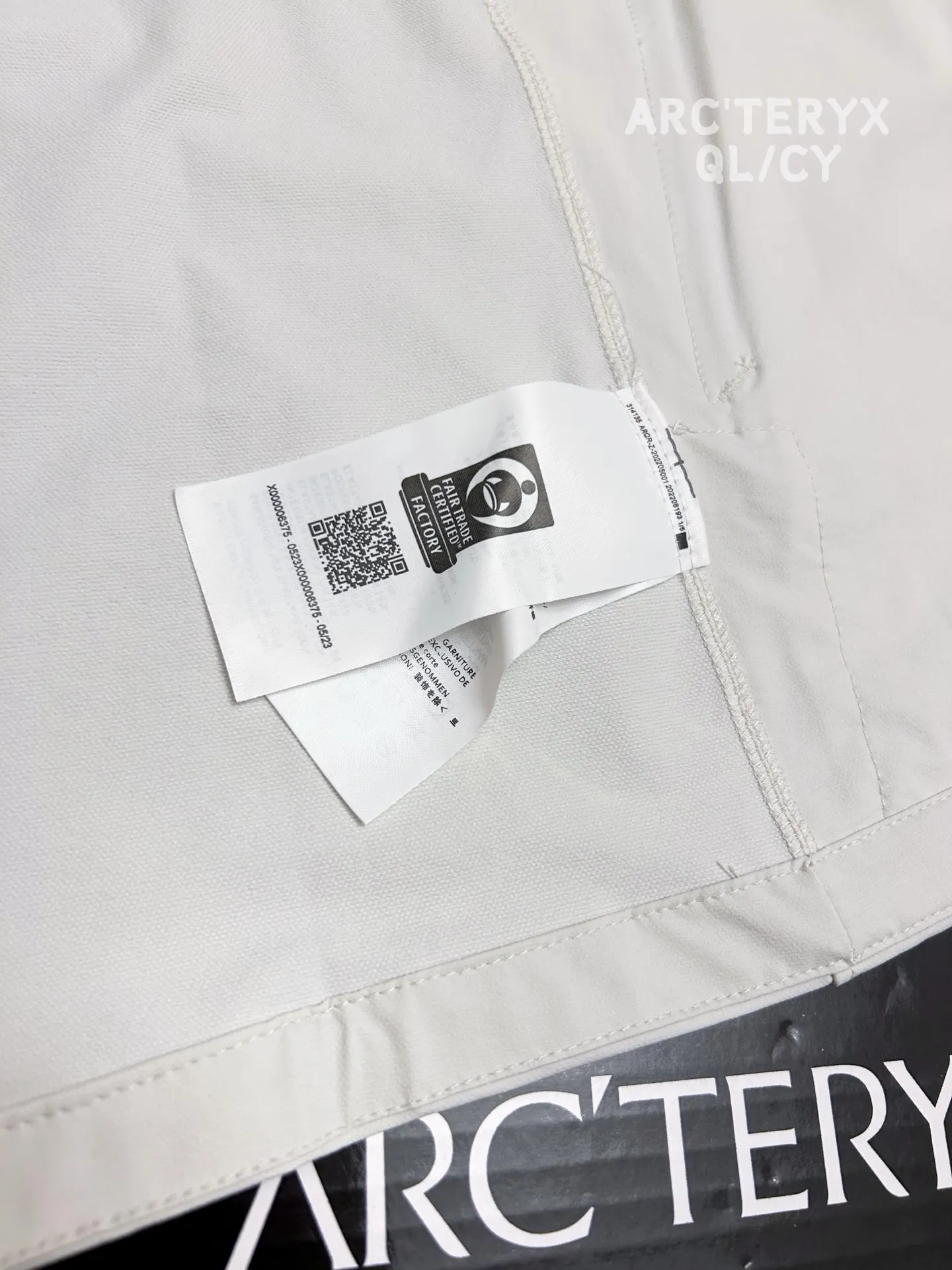 Epsilon DWR Softshell Jacket D32020820 — view 8