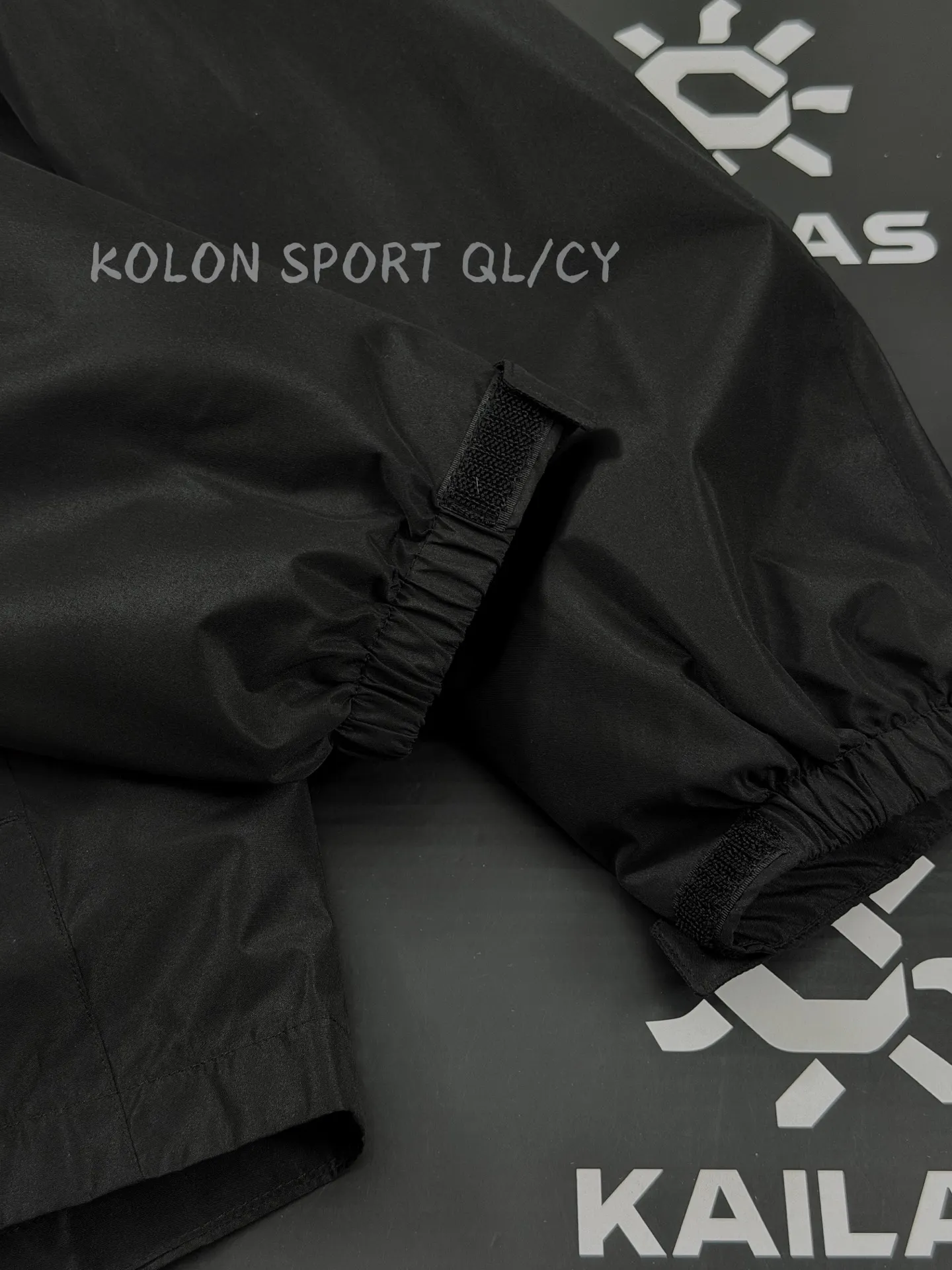 3-in-1 Waterproof Hooded Jacket with Fleece Liner D34020971 — view 5