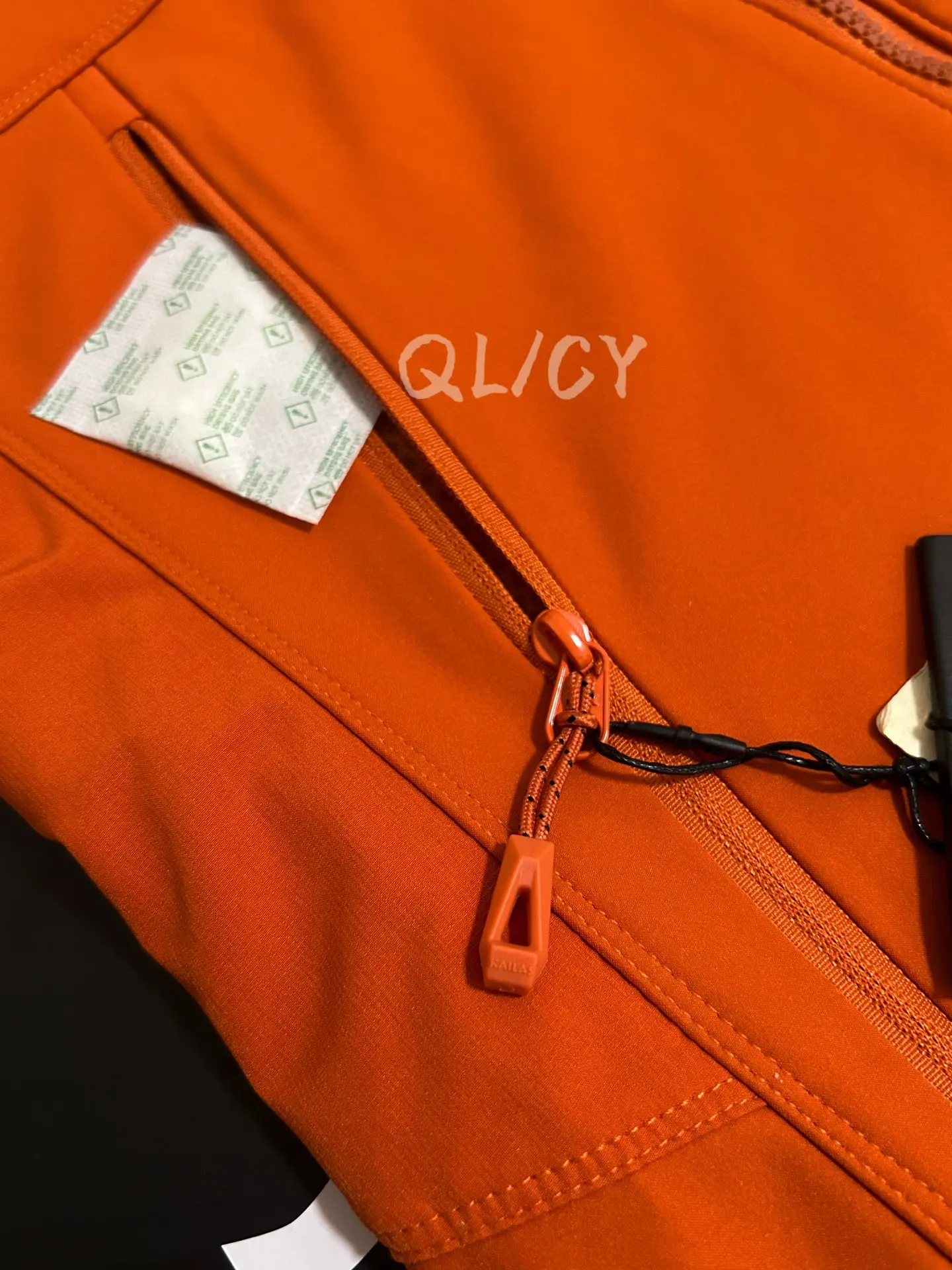 M8ic-MAX Hooded Softshell Jacket D34020854 — view 6