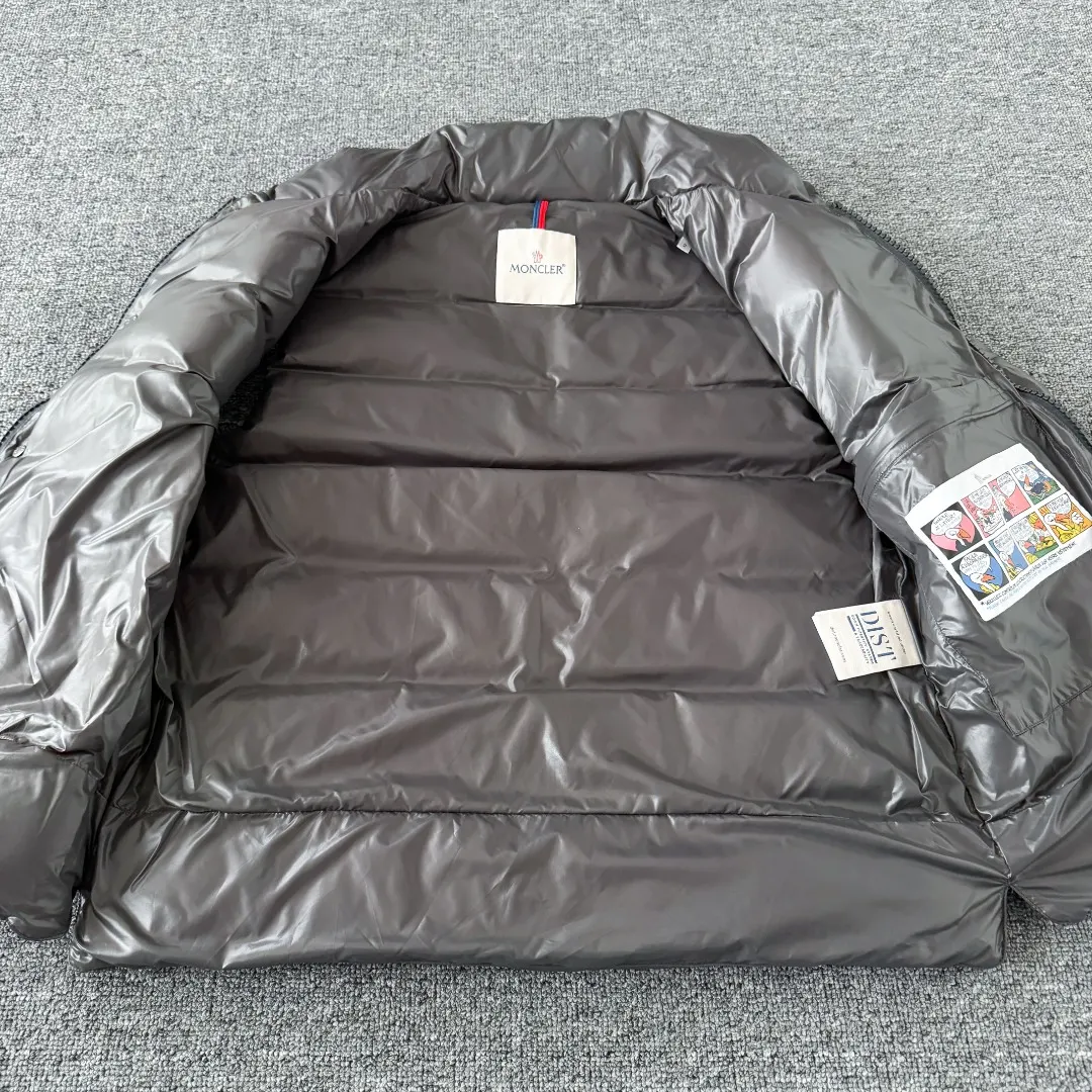 Moncler Glossy Down-Filled Puffer Vest D34024724 — view 7