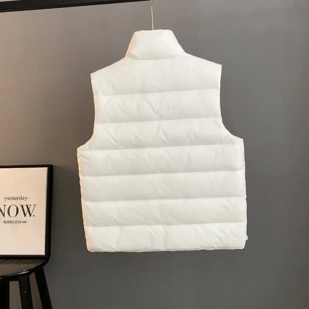 Logo-Patch Down-Filled Gilet D34024723 — view 2