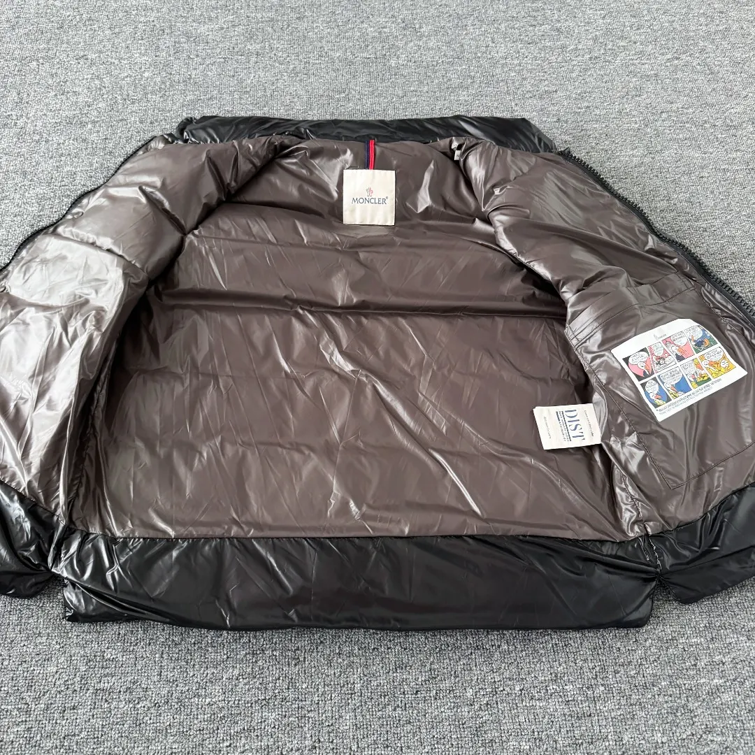 Glossy Down-Filled Puffer Gilet D34024725 — view 7